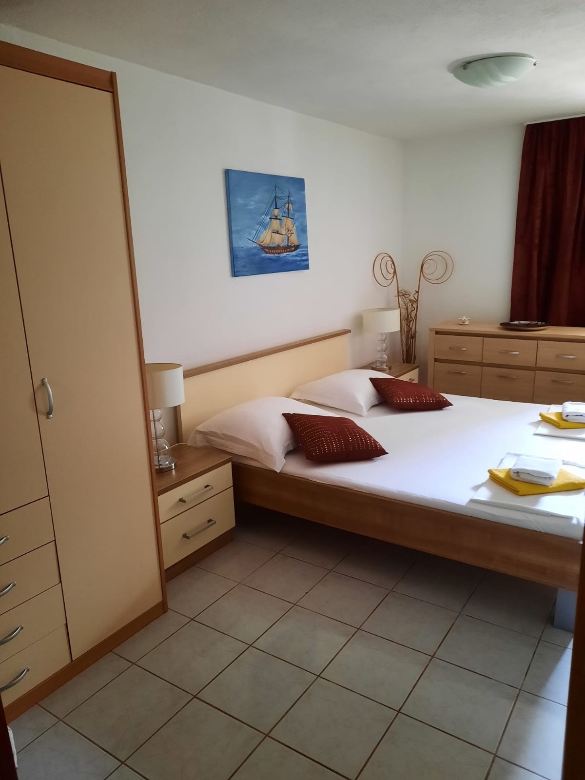 Two bedroom apartment with terrace and sea view Puntinak, Brač  A-c