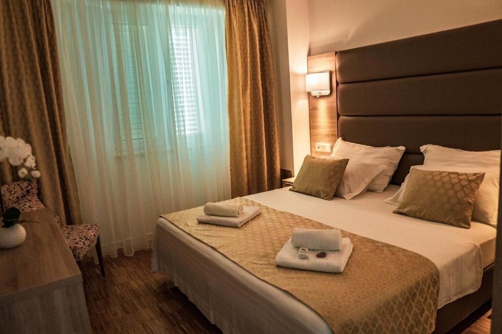 Top Pag Mandre Top Pag Mandre