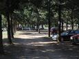 Parkoviště Komiža, Vis, Parkoviště 2420 - Ubytování s oblázkovou pláží.