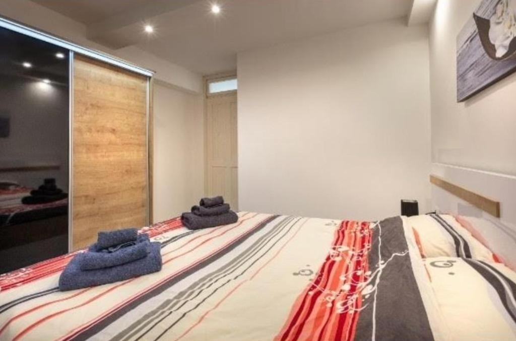 One bedroom apartment with air-conditioning Umag  A-a