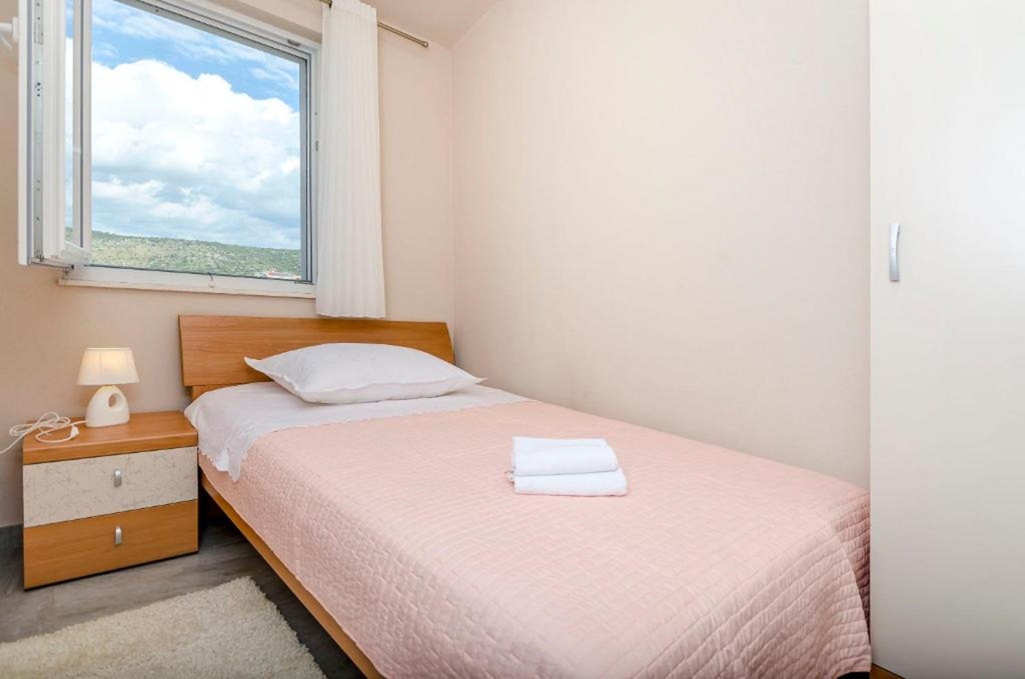 Two bedroom apartment with balcony and sea view Ražanj, Rogoznica  A-b