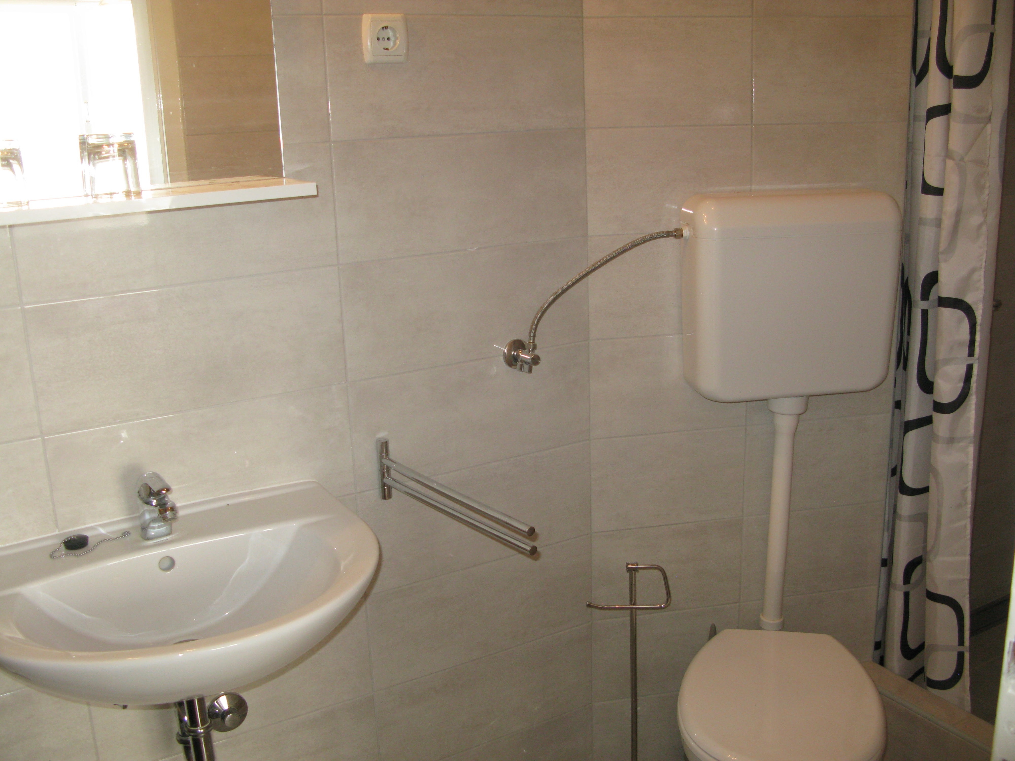 Two bedroom apartment with terrace and sea view Barbat, Rab  A-a