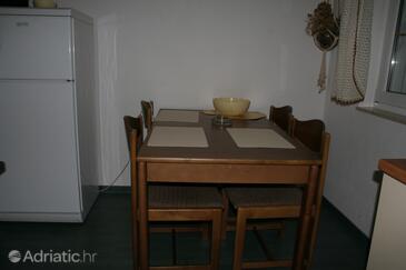 Dining room Novi Vinodolski, Dining room in the apartment.