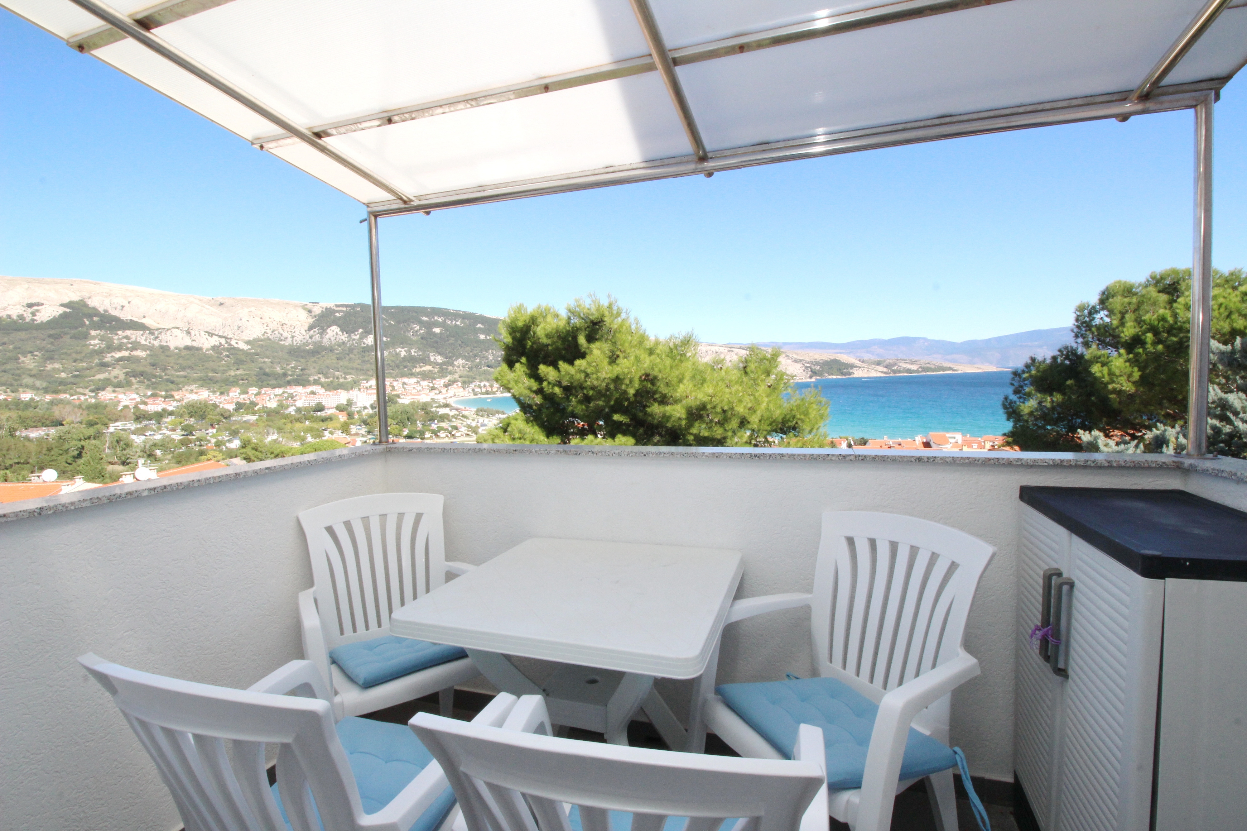 One bedroom apartment with balcony and sea view Baška, Krk  A-a