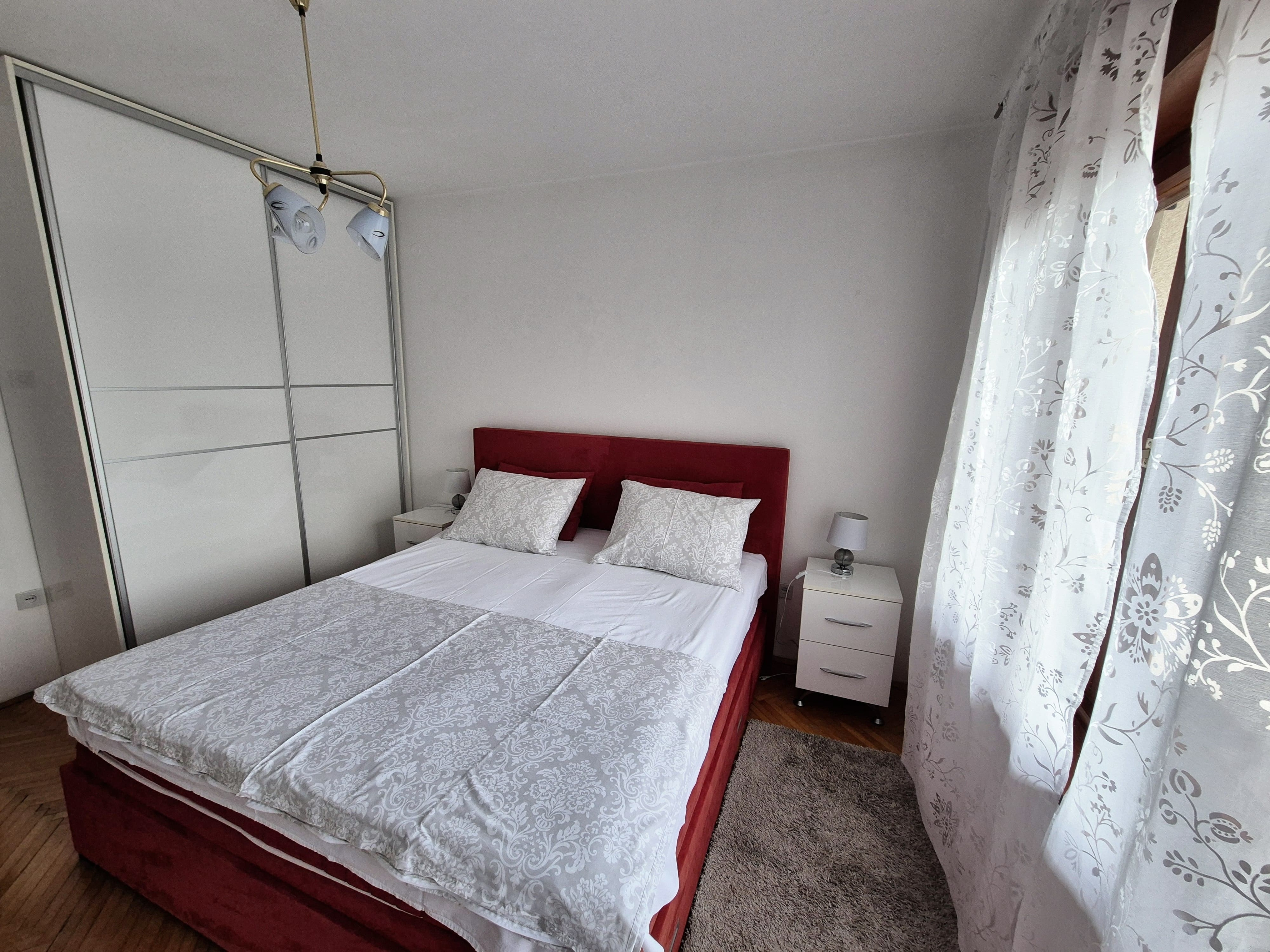 Two bedroom apartment with terrace and sea view Novi Vinodolski  A-a