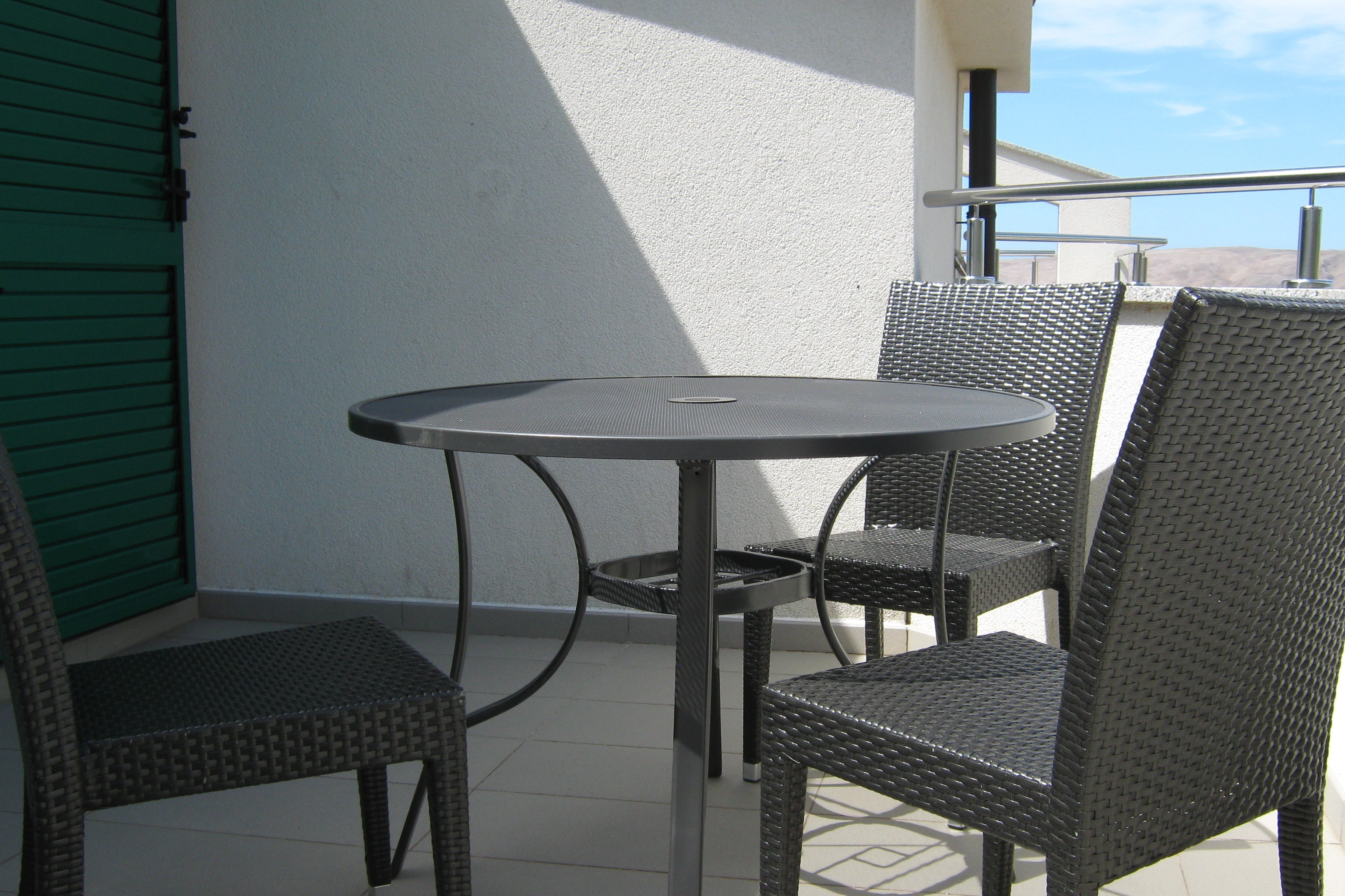 One bedroom apartment with balcony and sea view Ribarica, Karlobag  A-c