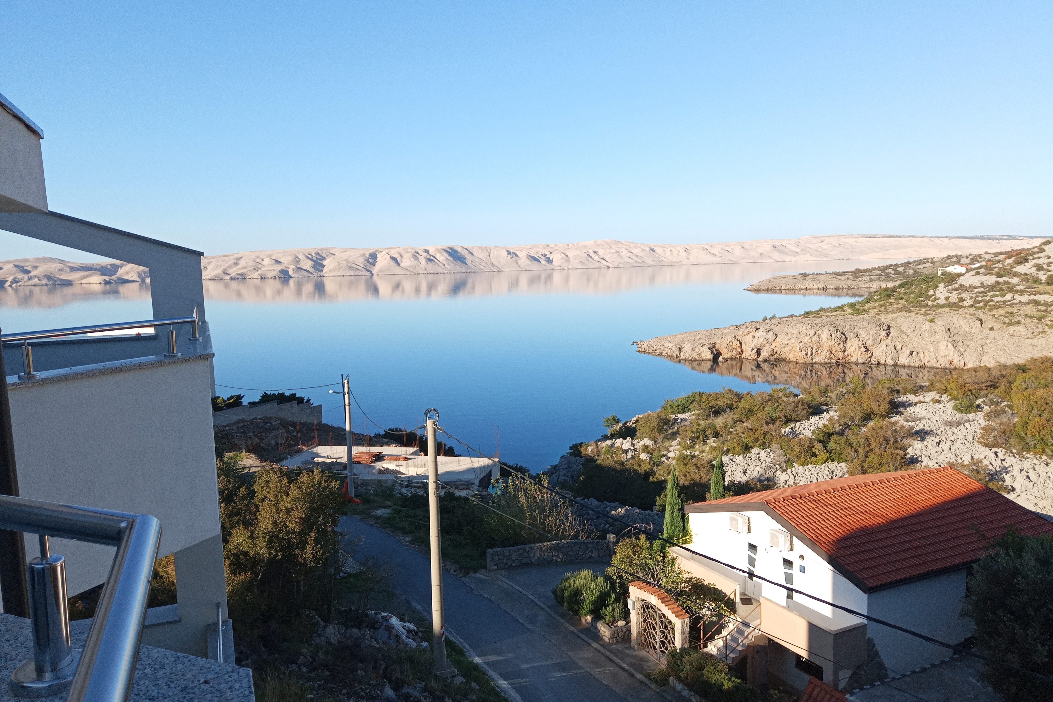 One bedroom apartment with balcony and sea view Ribarica, Karlobag  A-c