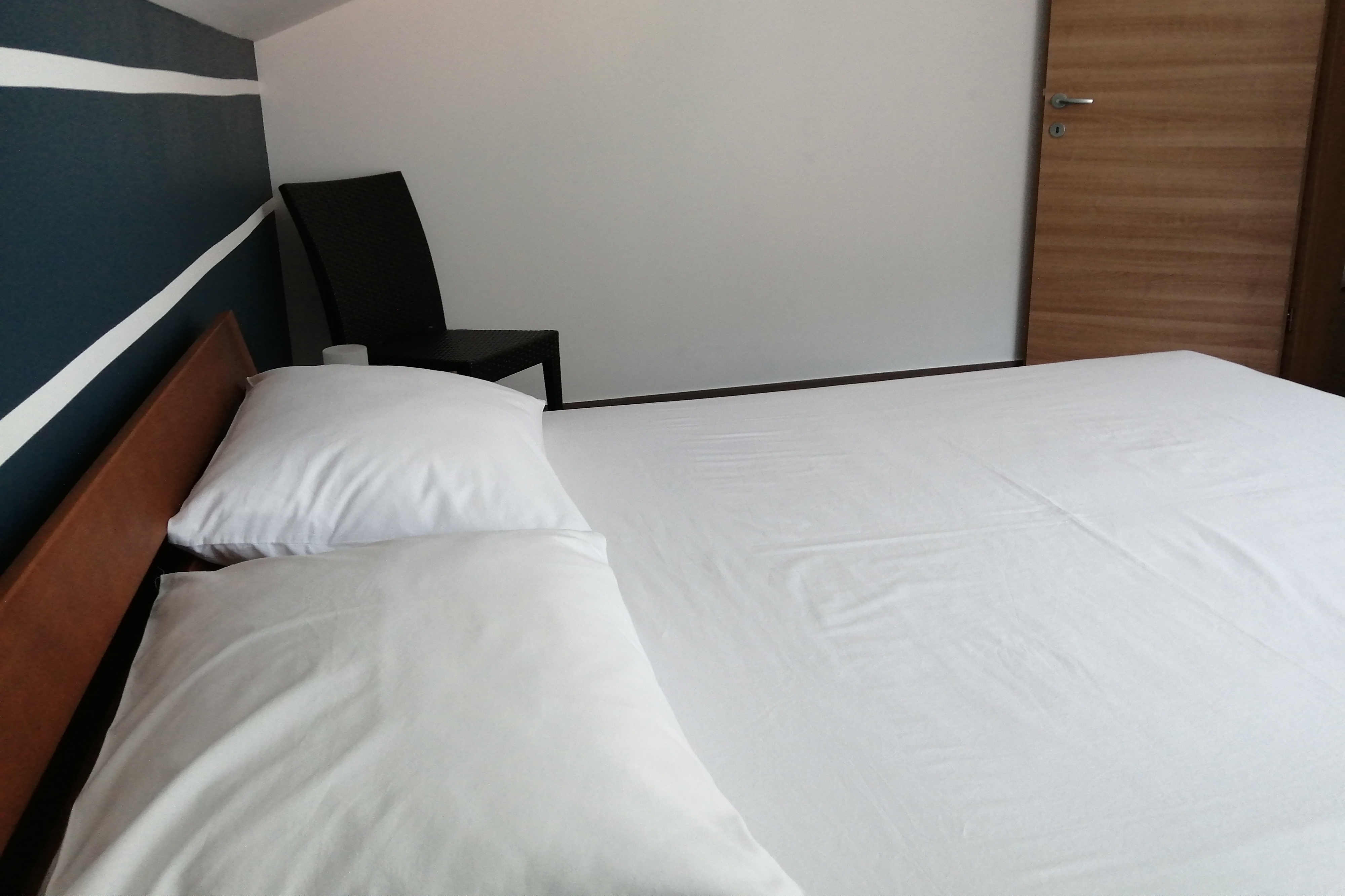 One bedroom apartment with balcony and sea view Ribarica, Karlobag  A-c