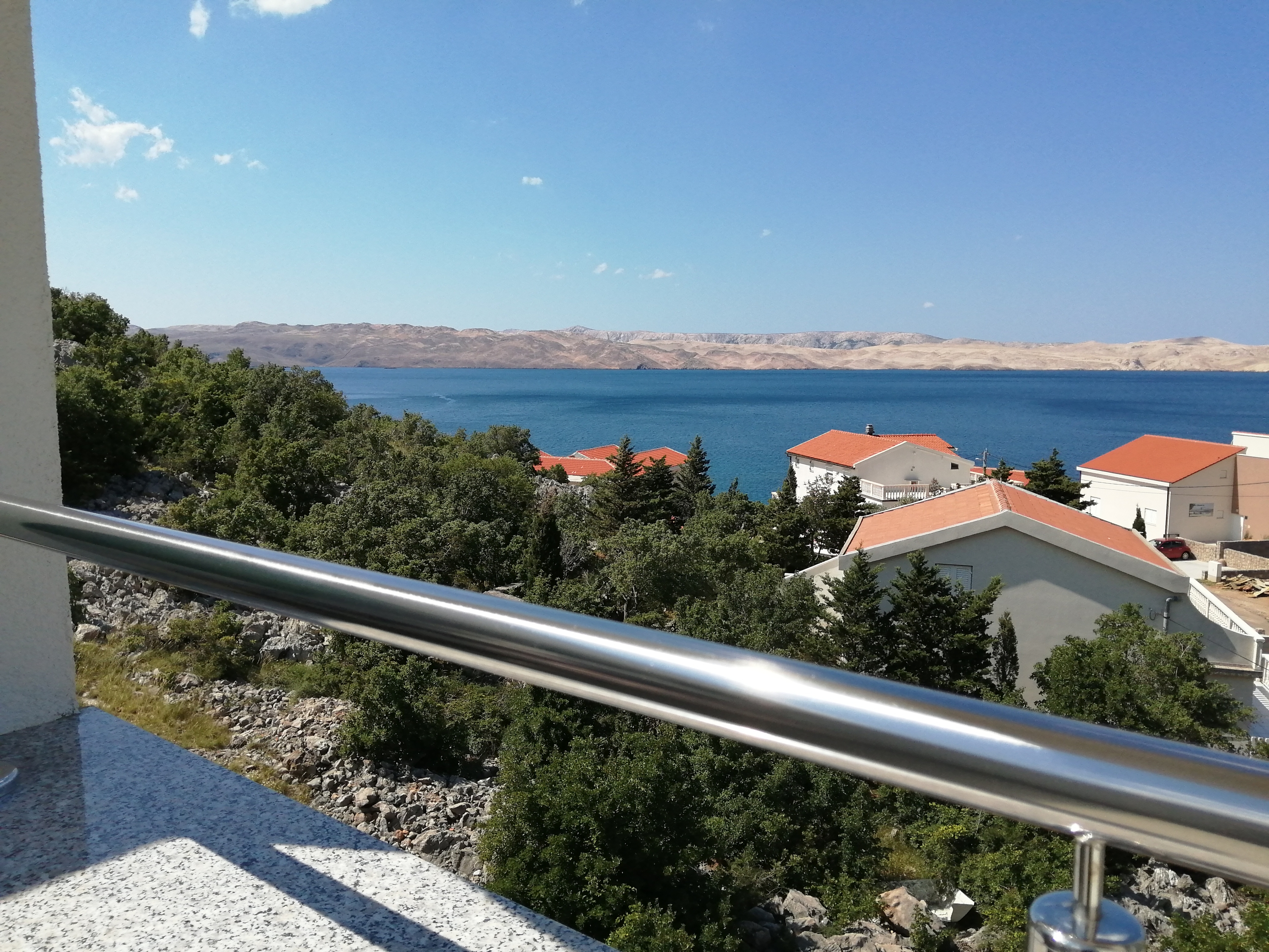 Two bedroom apartment with balcony and sea view Ribarica, Karlobag  A-d