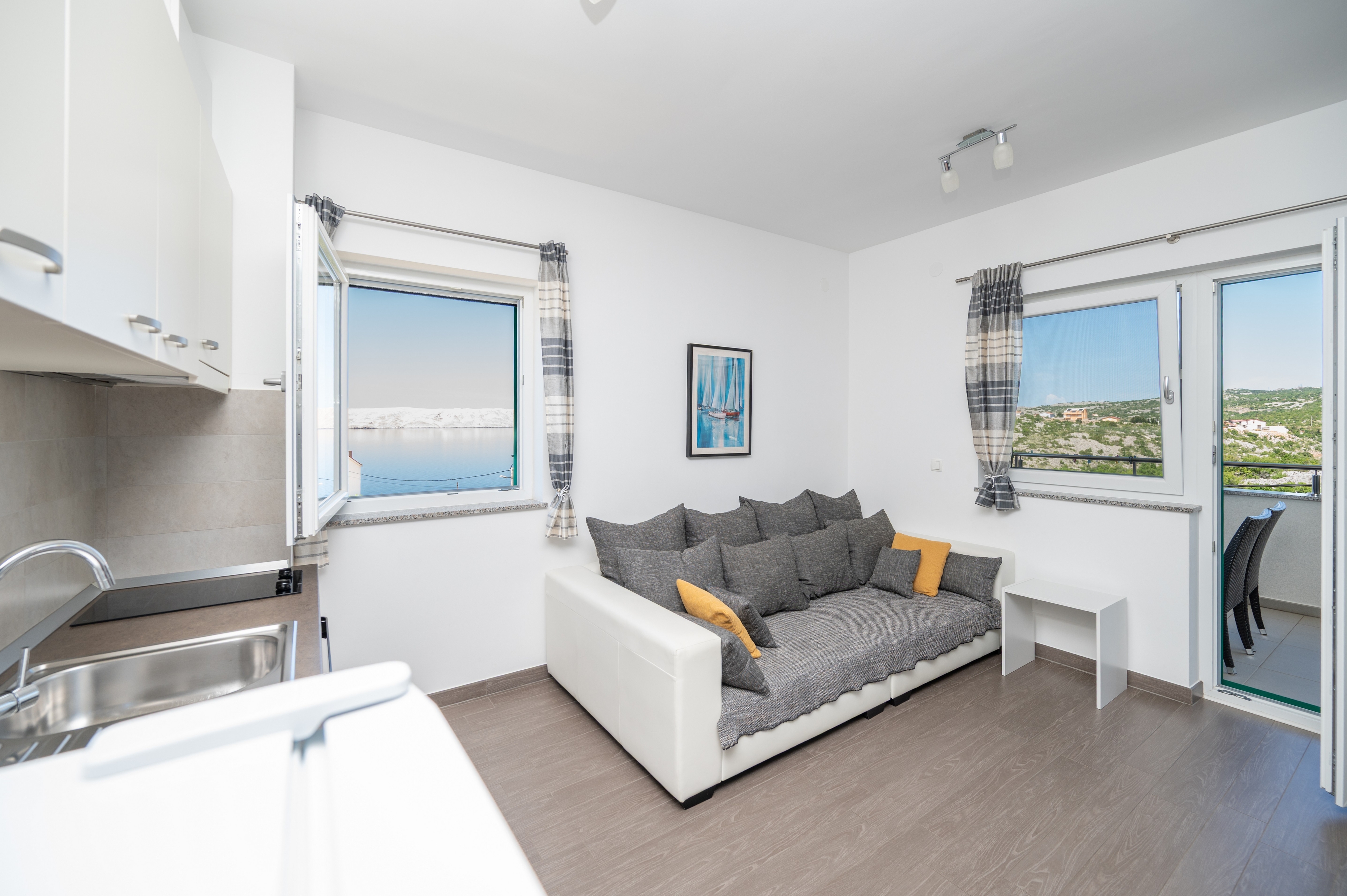 Appartement de deux chambres avec le balcon et la vue sur le mer Ribarica, Karlobag (A-24233-d) Appartement de deux chambres avec le balcon et la vue sur le mer Ribarica, Karlobag (A-24233-d)