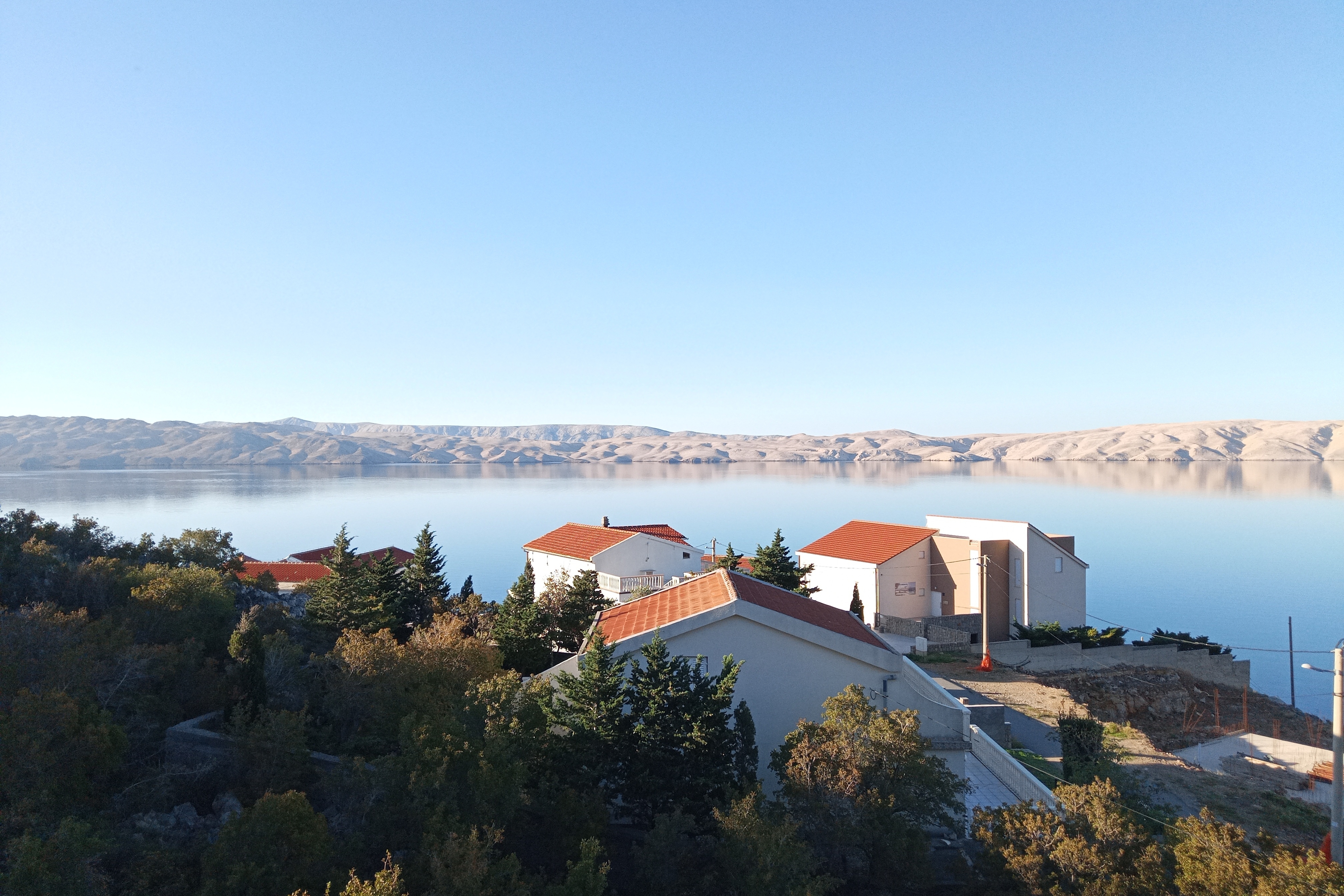 Two bedroom apartment with balcony and sea view Ribarica, Karlobag  A-e