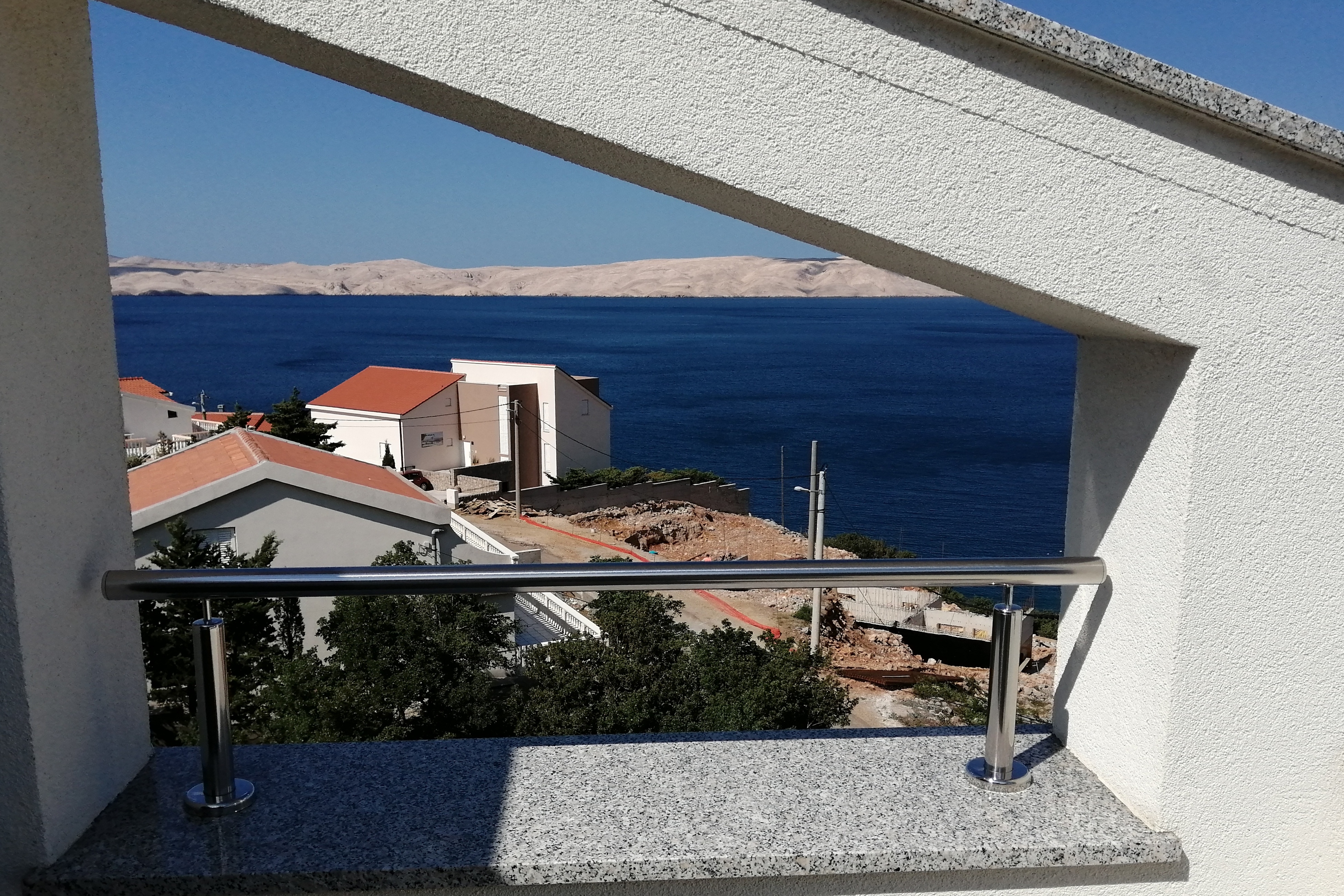 Two bedroom apartment with balcony and sea view Ribarica, Karlobag  A-e