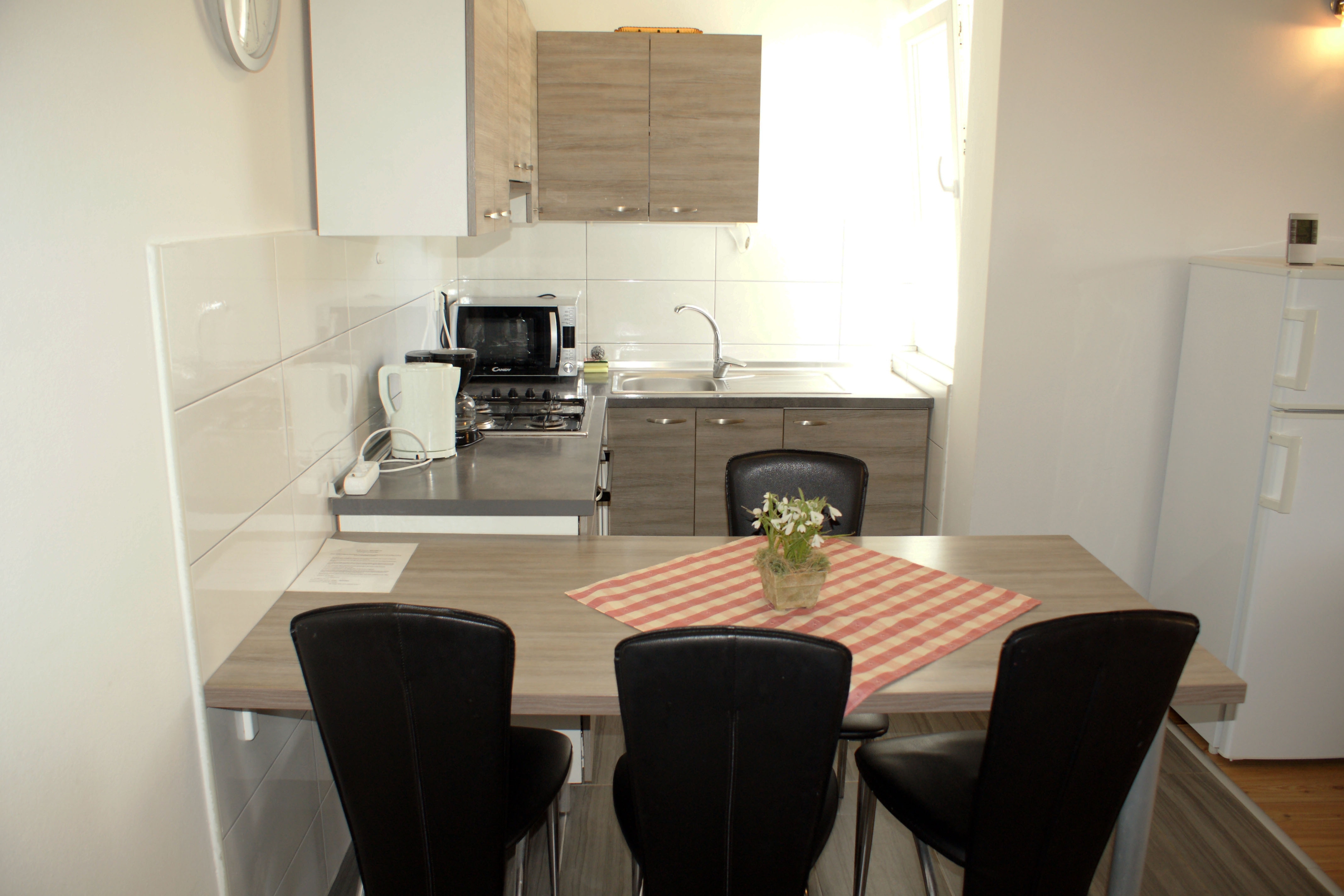 One bedroom apartment with balcony Bibinje, Zadar  A-b