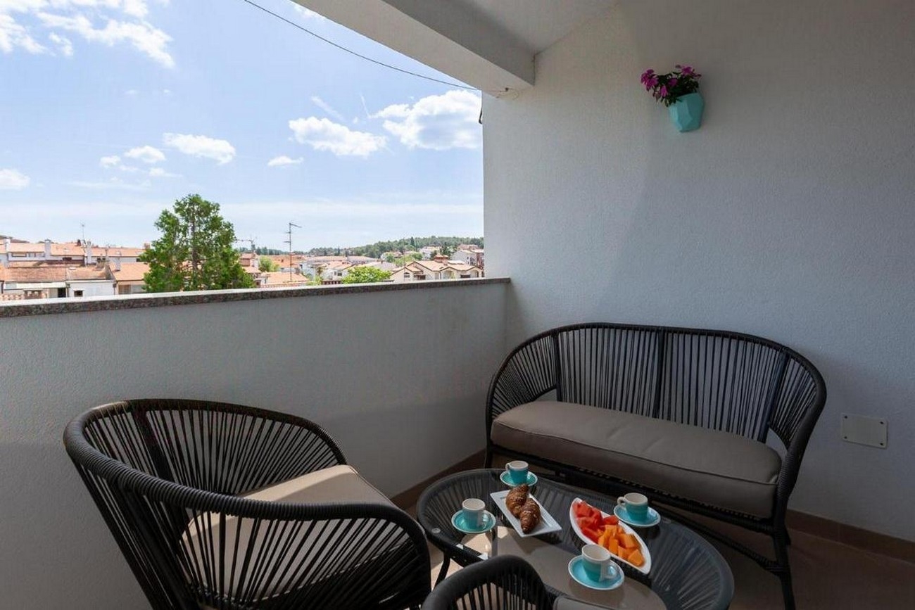 Dvosobni apartman s balkonom Poreč  A-a