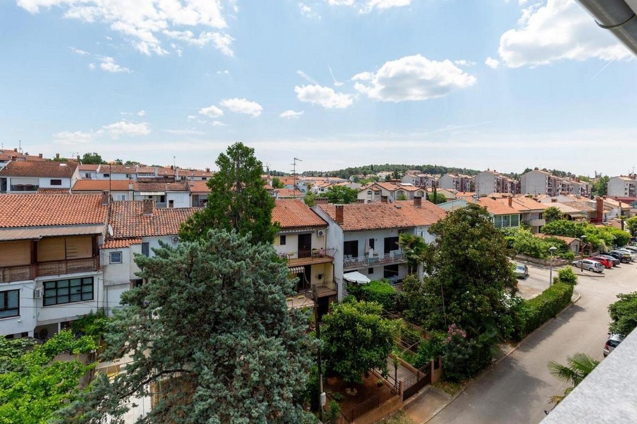 Dvosobni apartman s balkonom Poreč  A-a