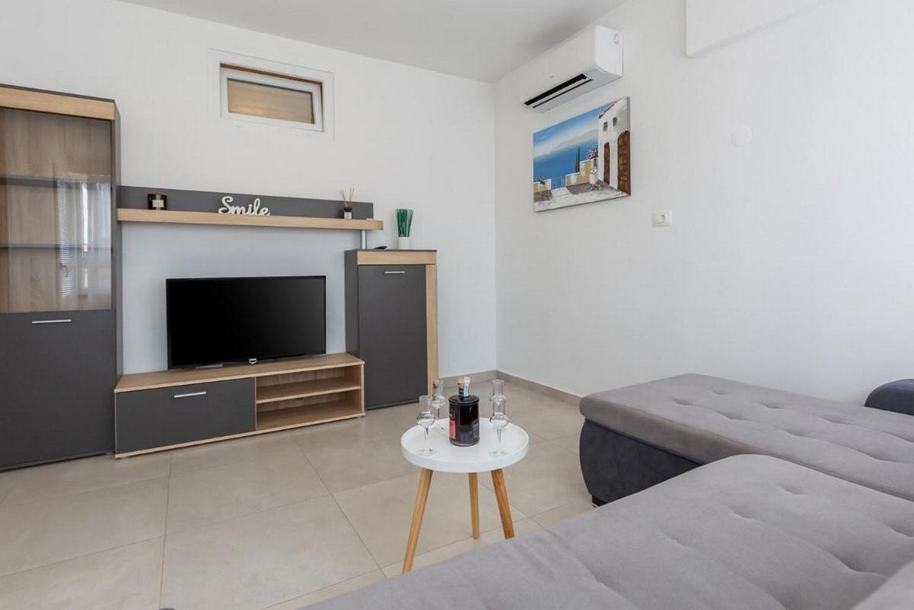 Dvosobni apartman s balkonom Poreč  A-a