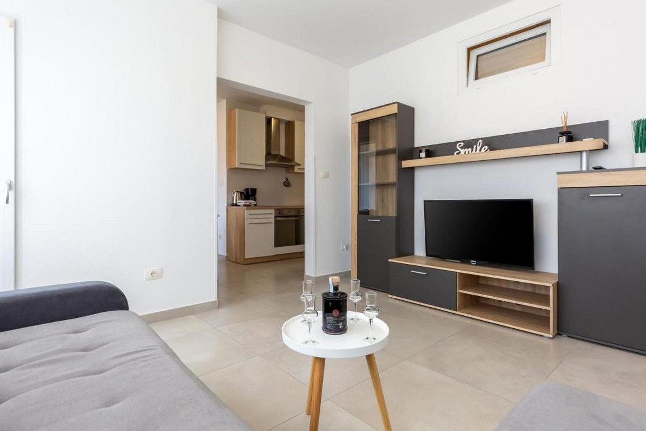 Dvosobni apartman s balkonom Poreč  A-a