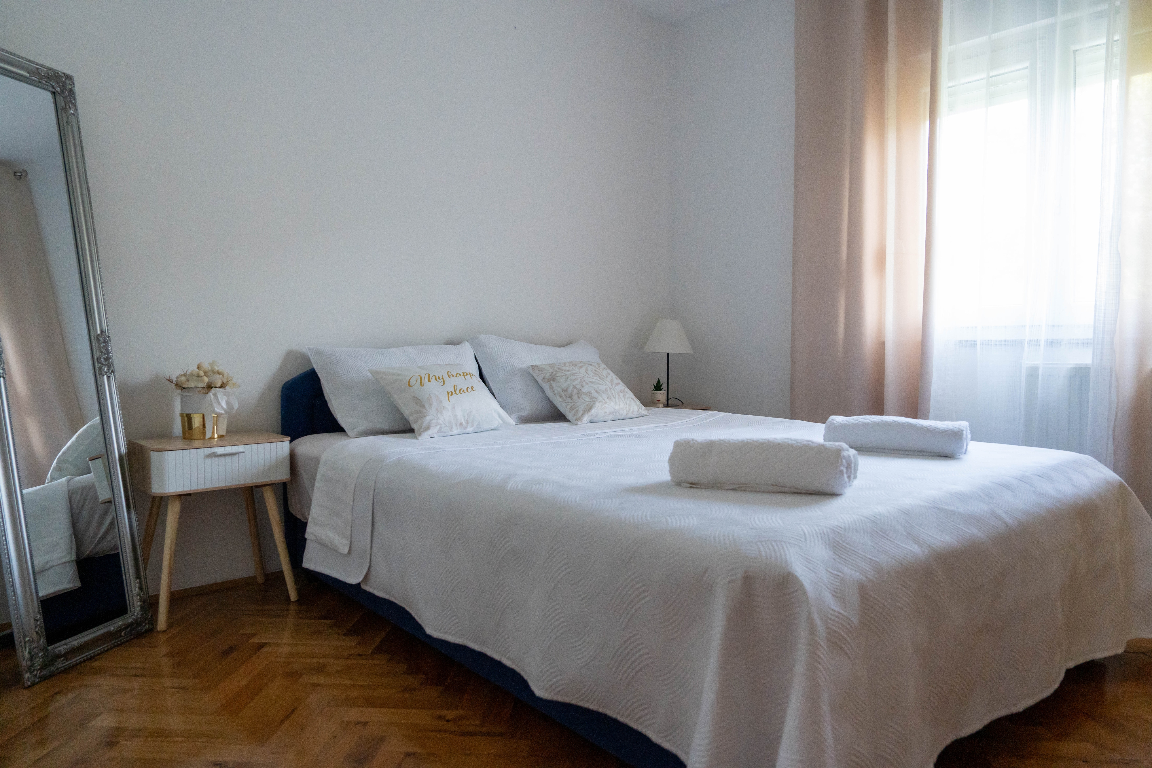 Three bedroom house with terrace Zmijavci, Zagora  K