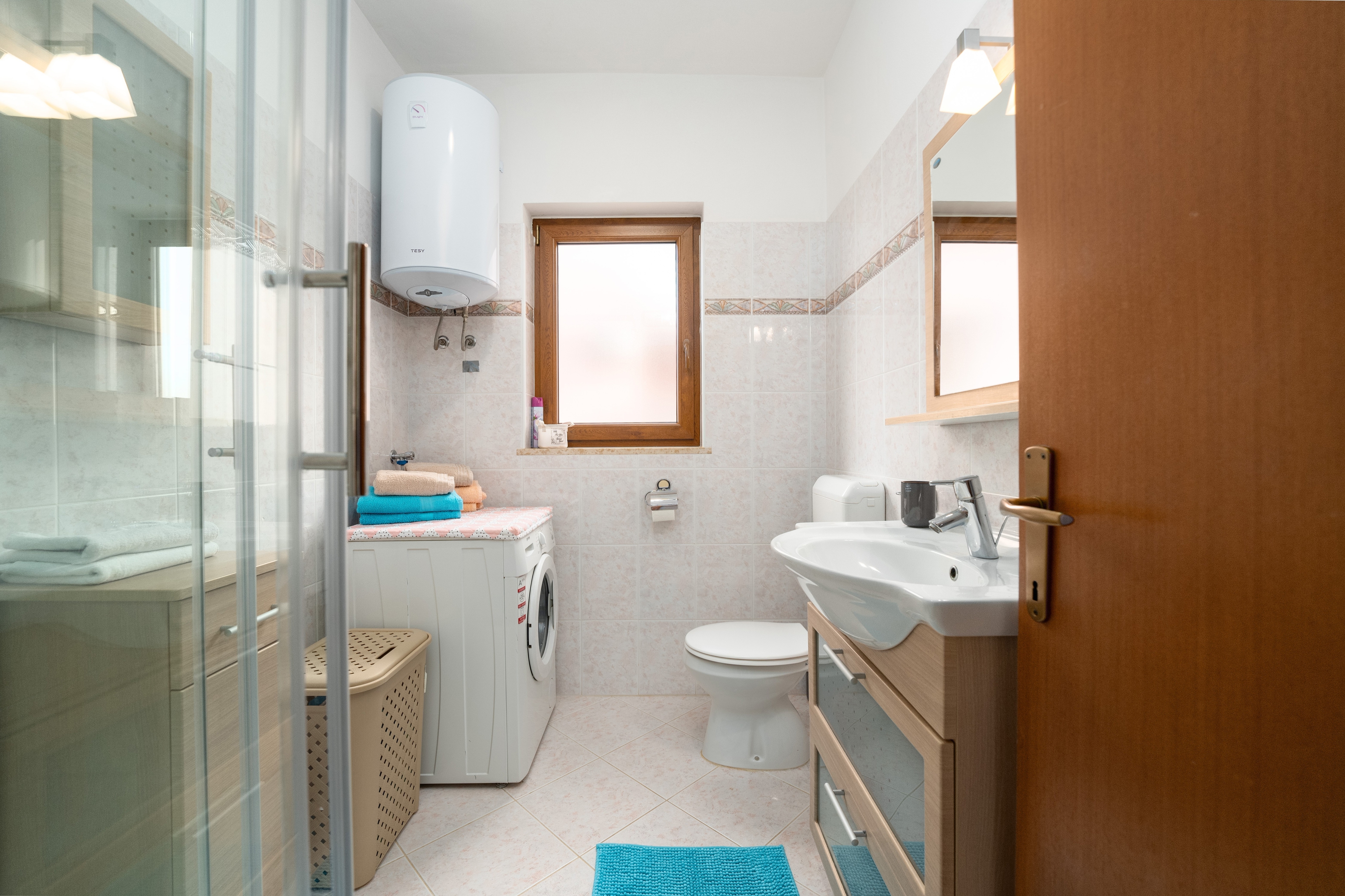 Two bedroom apartment with terrace Mugeba, Poreč  A-a
