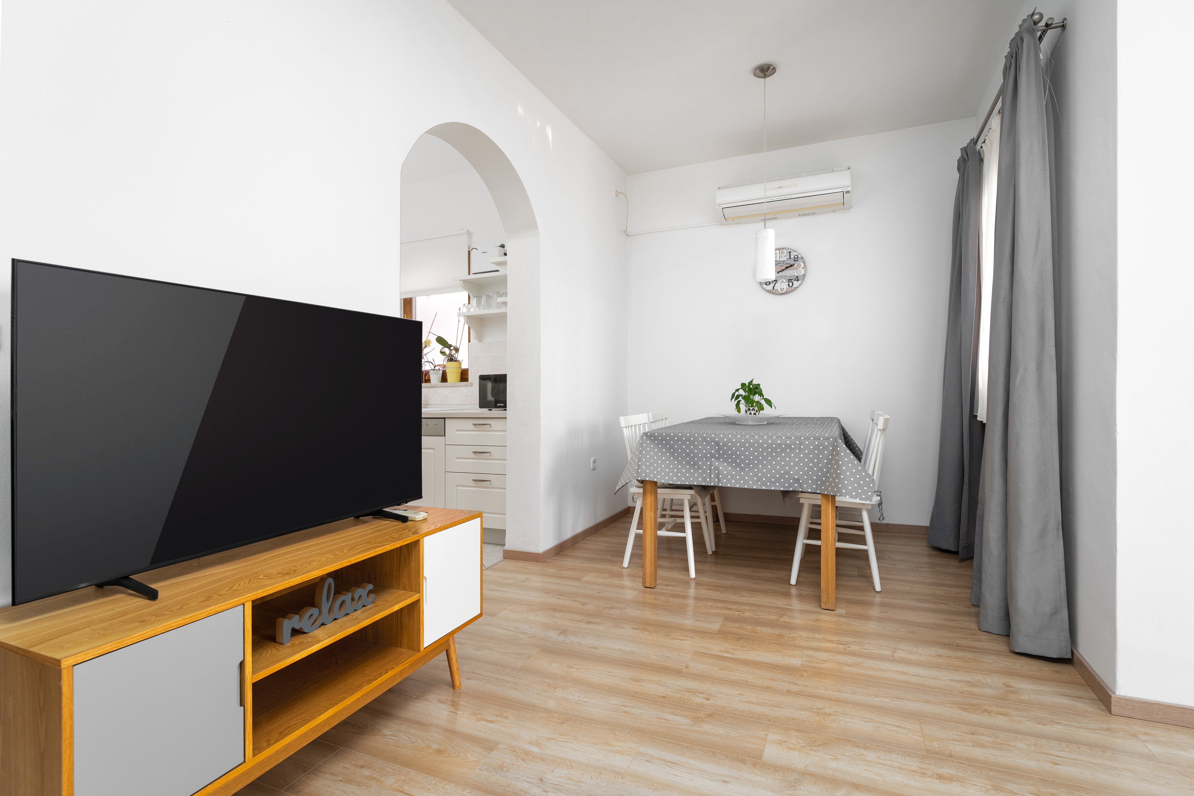 Two bedroom apartment with terrace Mugeba, Poreč  A-a