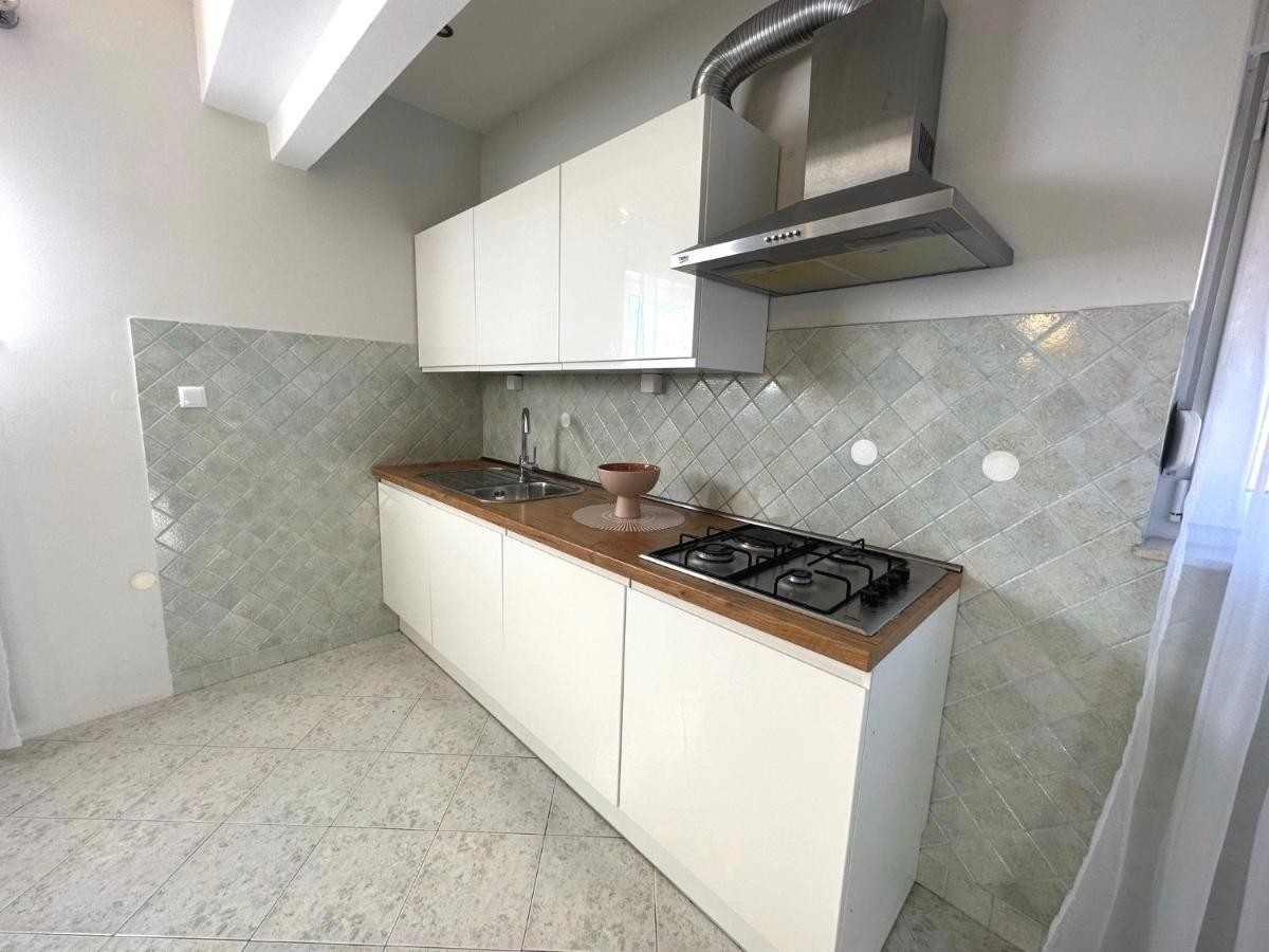 Trosobni apartman s balkonom i pogledom na more Zadar  A-a