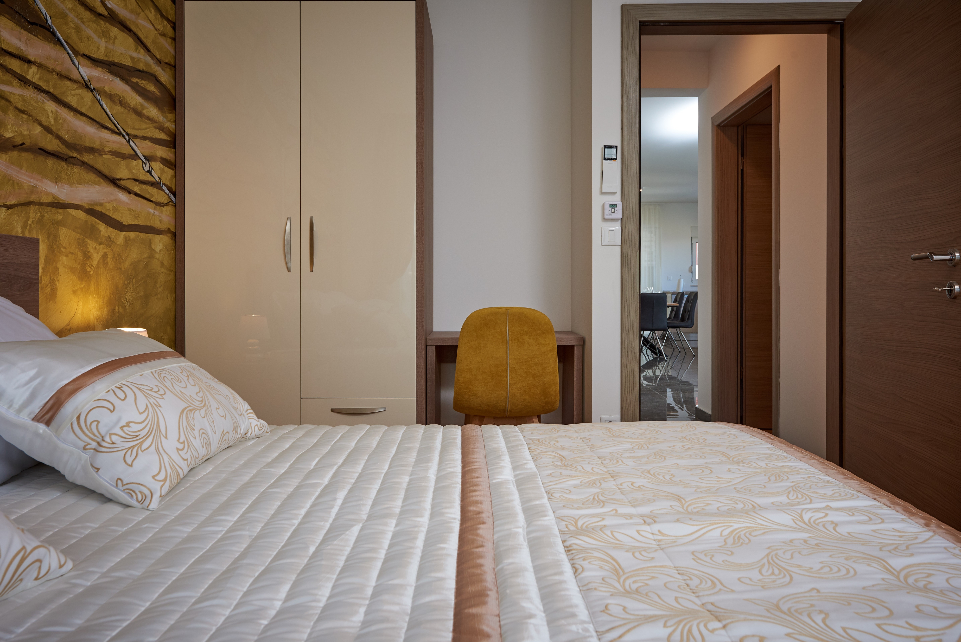 Three bedroom apartment with terrace and sea view Arbanija, Čiovo  A-a