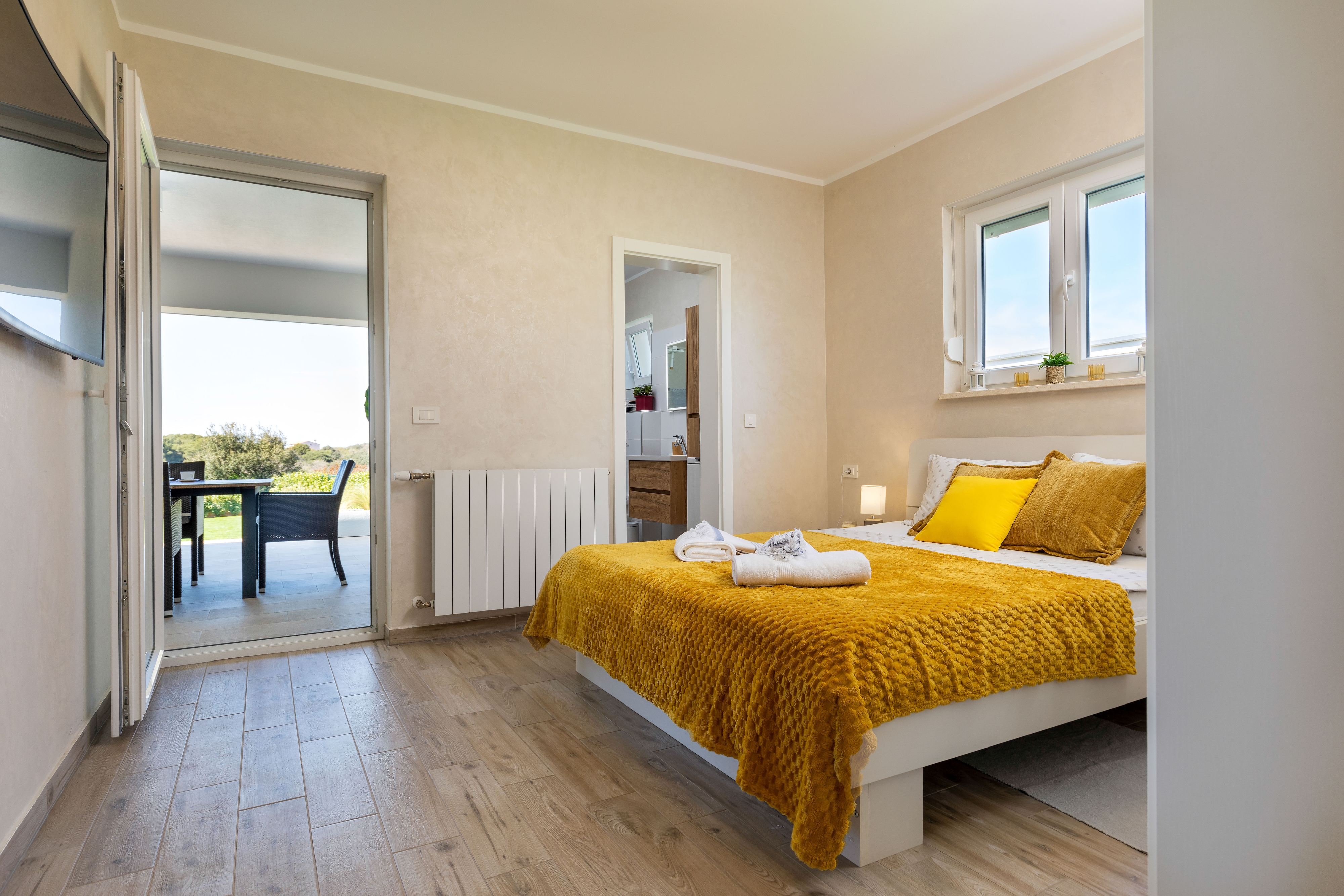 Two bedroom house with terrace Rovinj  K