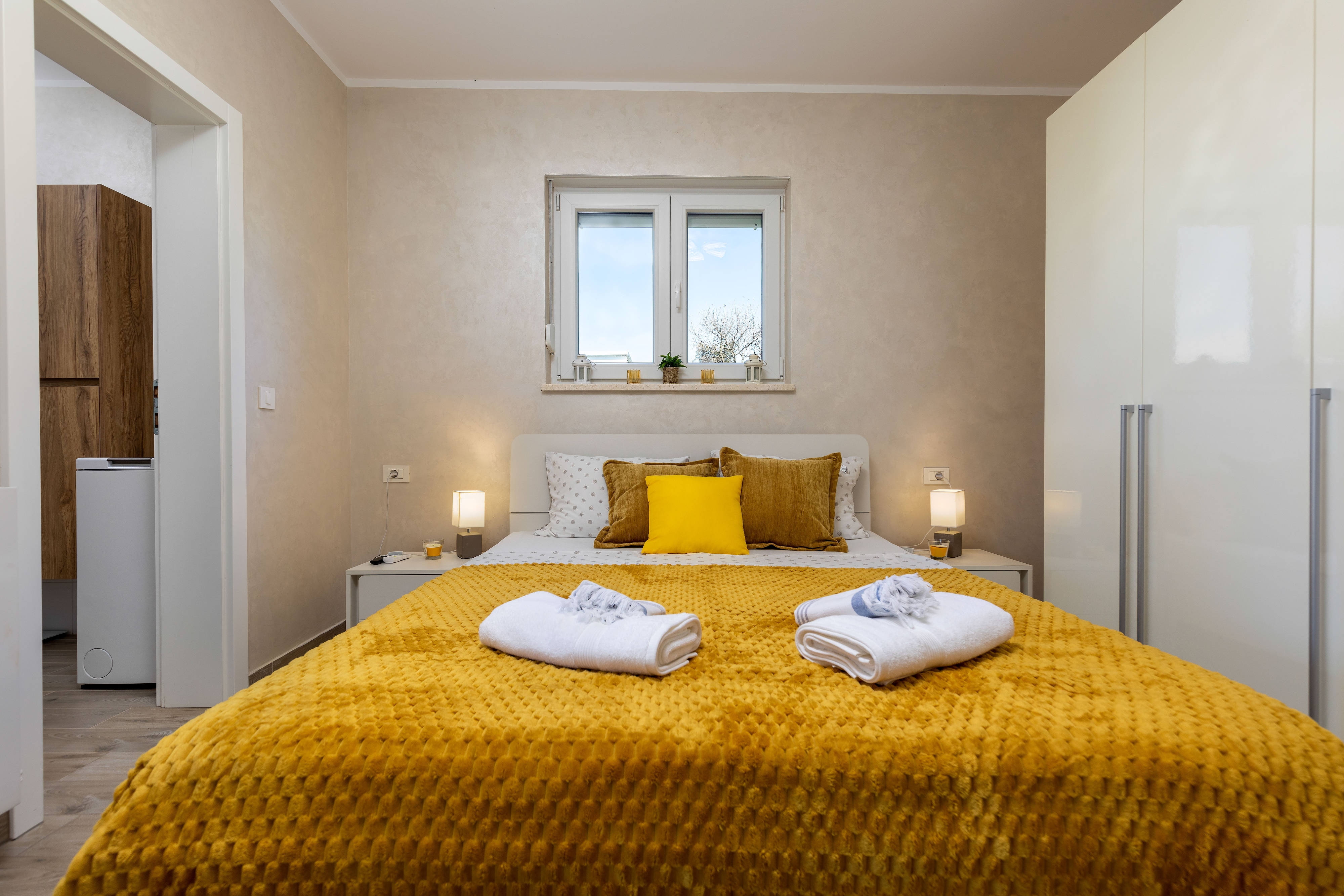 Two bedroom house with terrace Rovinj  K