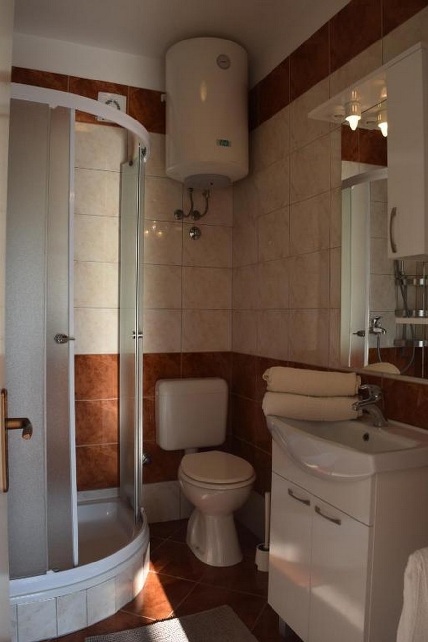 Top Rab Barbat Top Rab Barbat