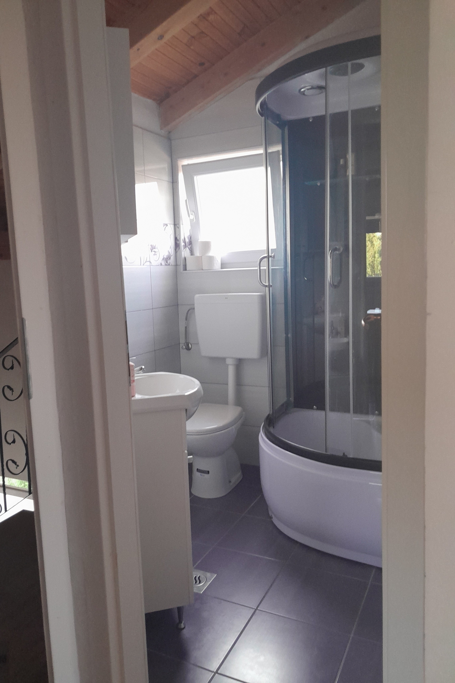 One bedroom apartment with terrace and sea view Tkon, Pašman  A-a