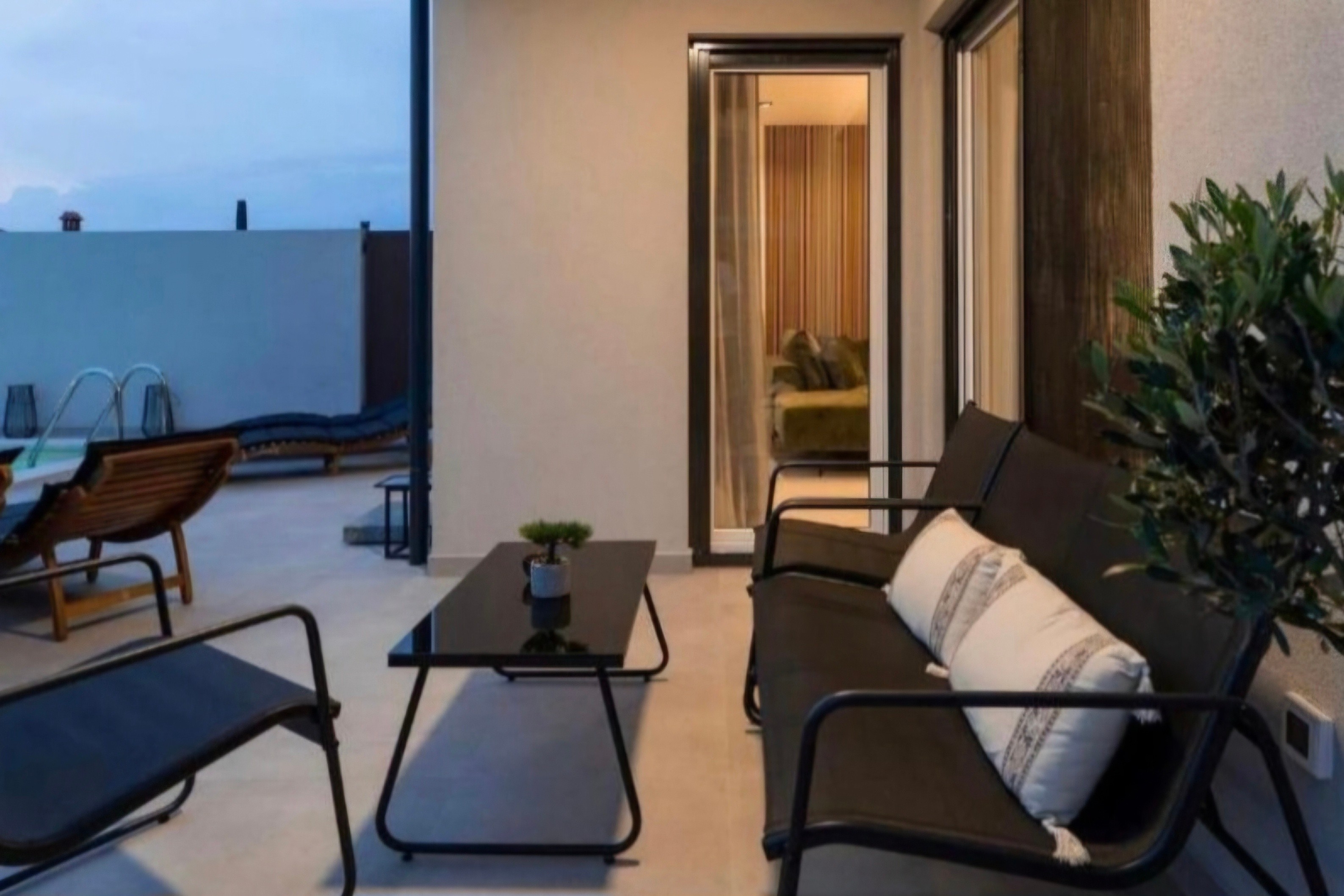 Three bedroom house with terrace Nova Vas, Poreč  K