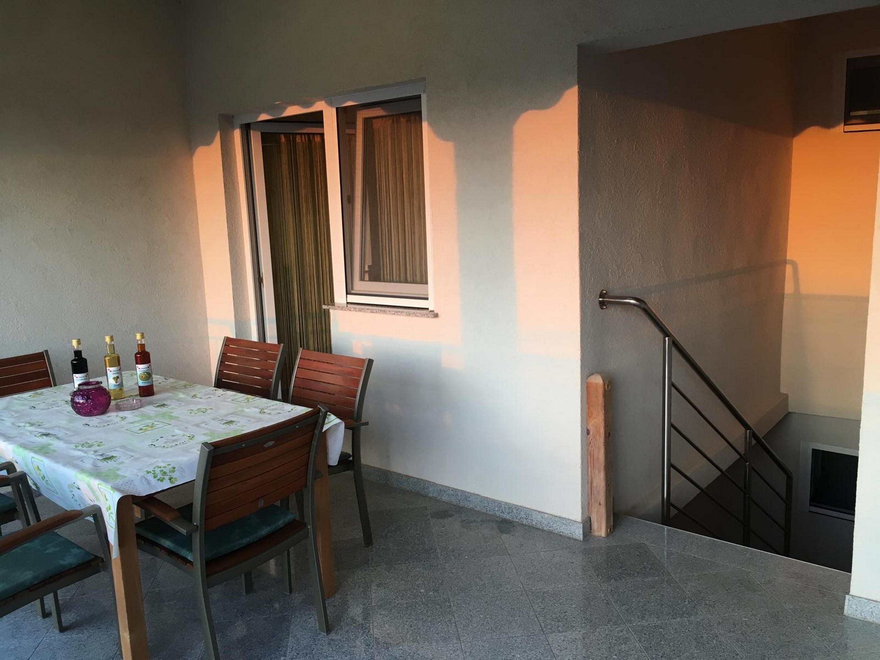 Three bedroom apartment with terrace Vir  A-b
