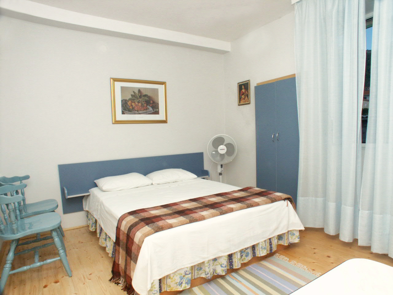 Studio flat near beach Komiža, Vis (AS-2429-f)