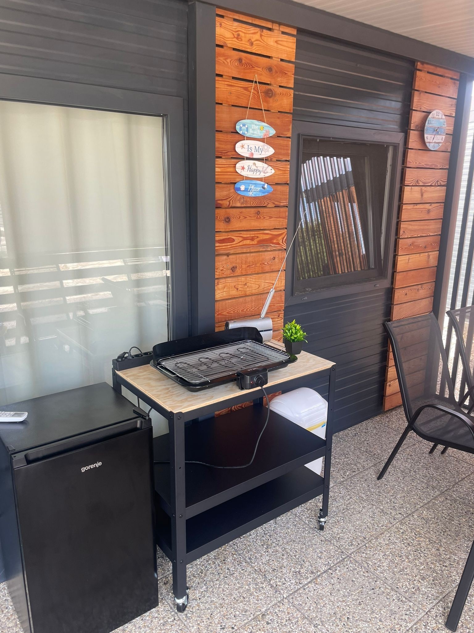 Two bedroom apartment with terrace Pirovac, Šibenik  A-a