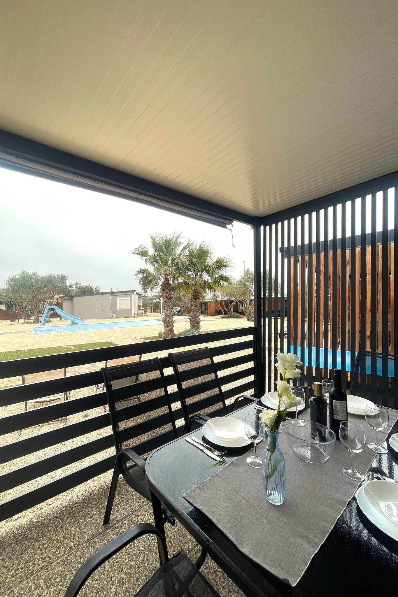 Two bedroom apartment with terrace Pirovac, Šibenik  A-a