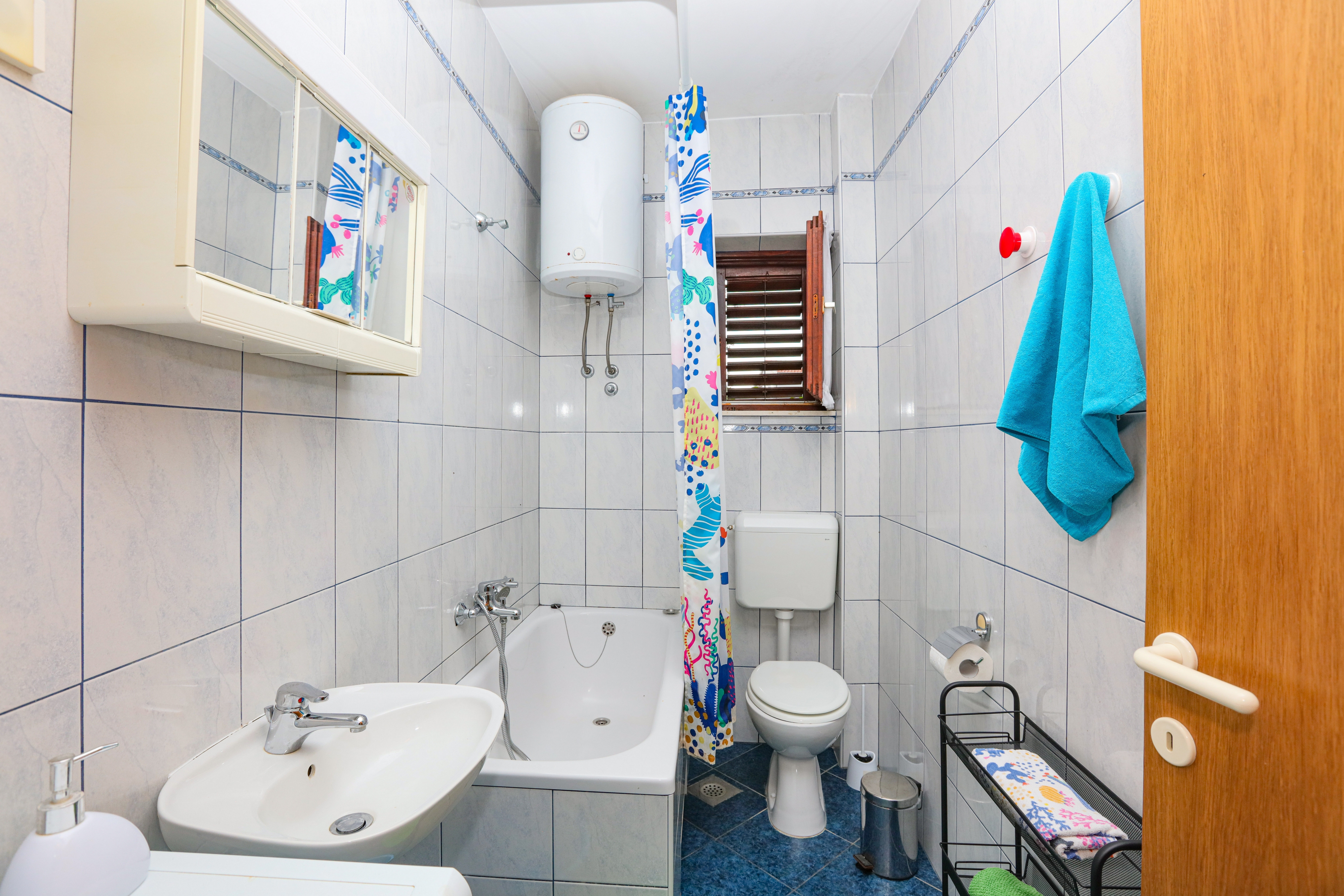 One bedroom apartment near beach Grebaštica, Šibenik  A-a