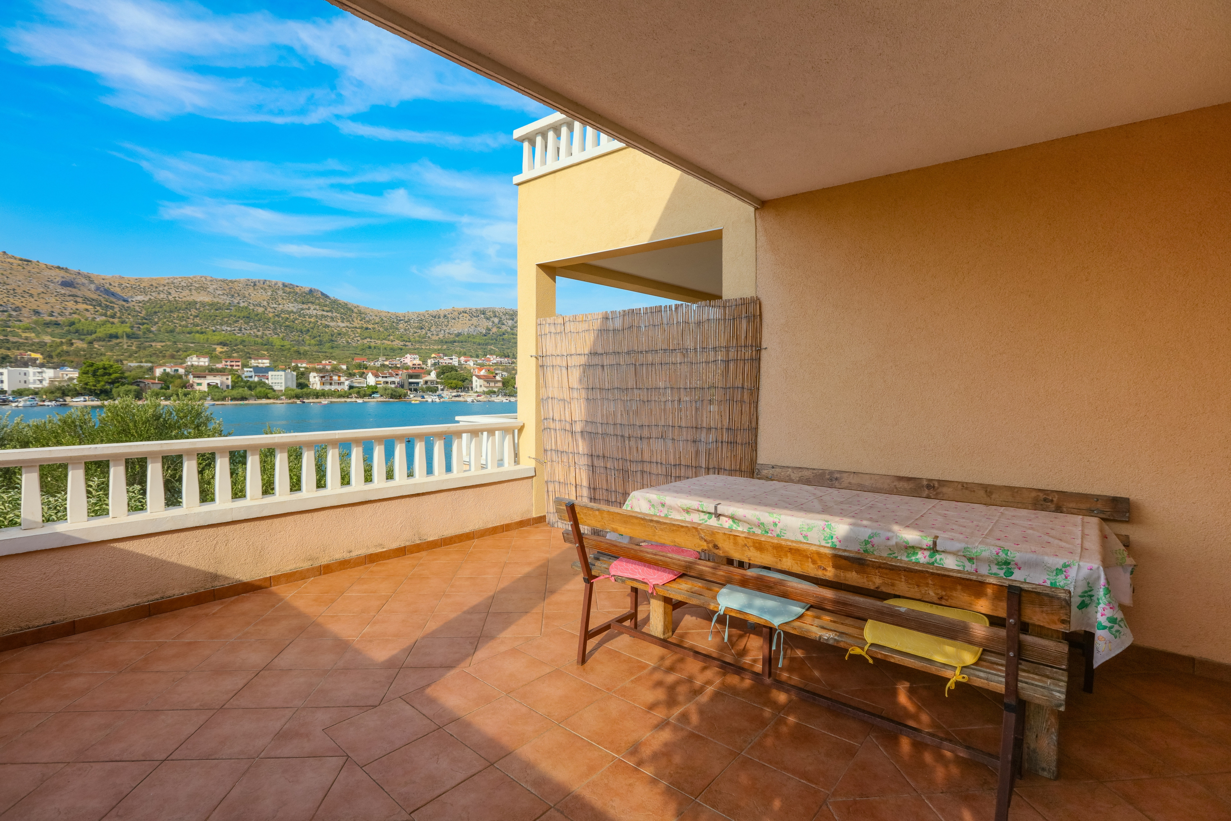 One bedroom apartment near beach Grebaštica, Šibenik  A-a