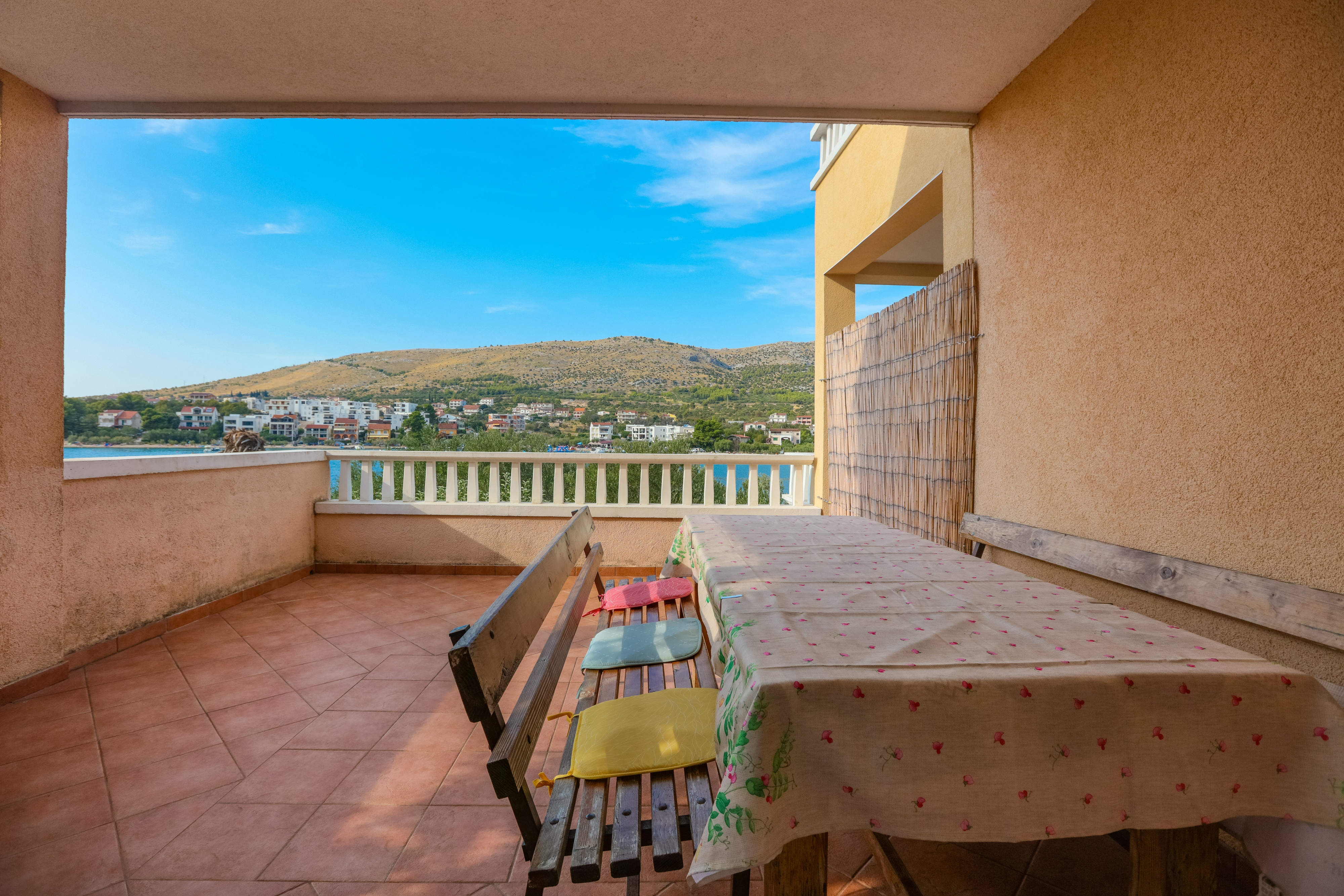 One bedroom apartment near beach Grebaštica, Šibenik  A-a
