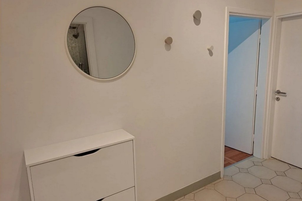 One bedroom apartment with terrace and sea view Palit, Rab  A-d