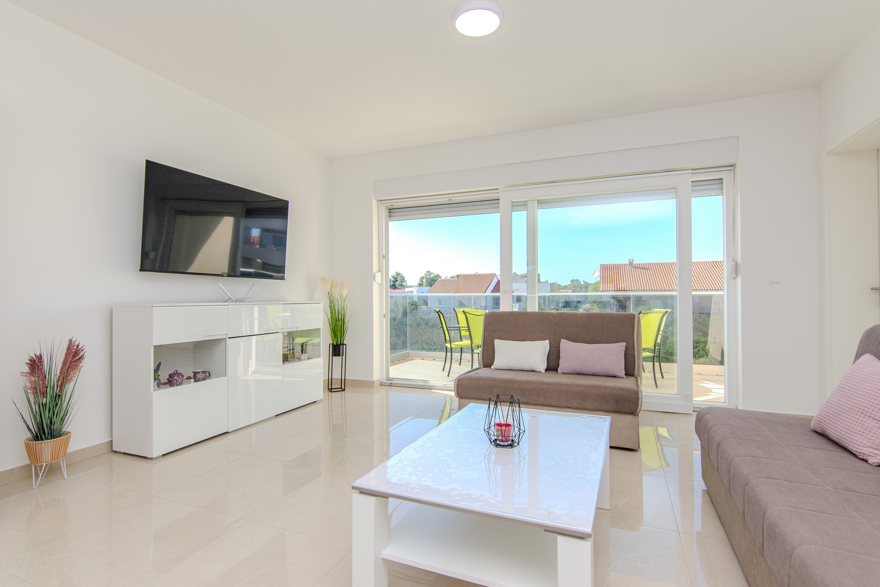 Three bedroom apartment with balcony Vir (A-24307-a) Three bedroom apartment with balcony Vir (A-24307-a)