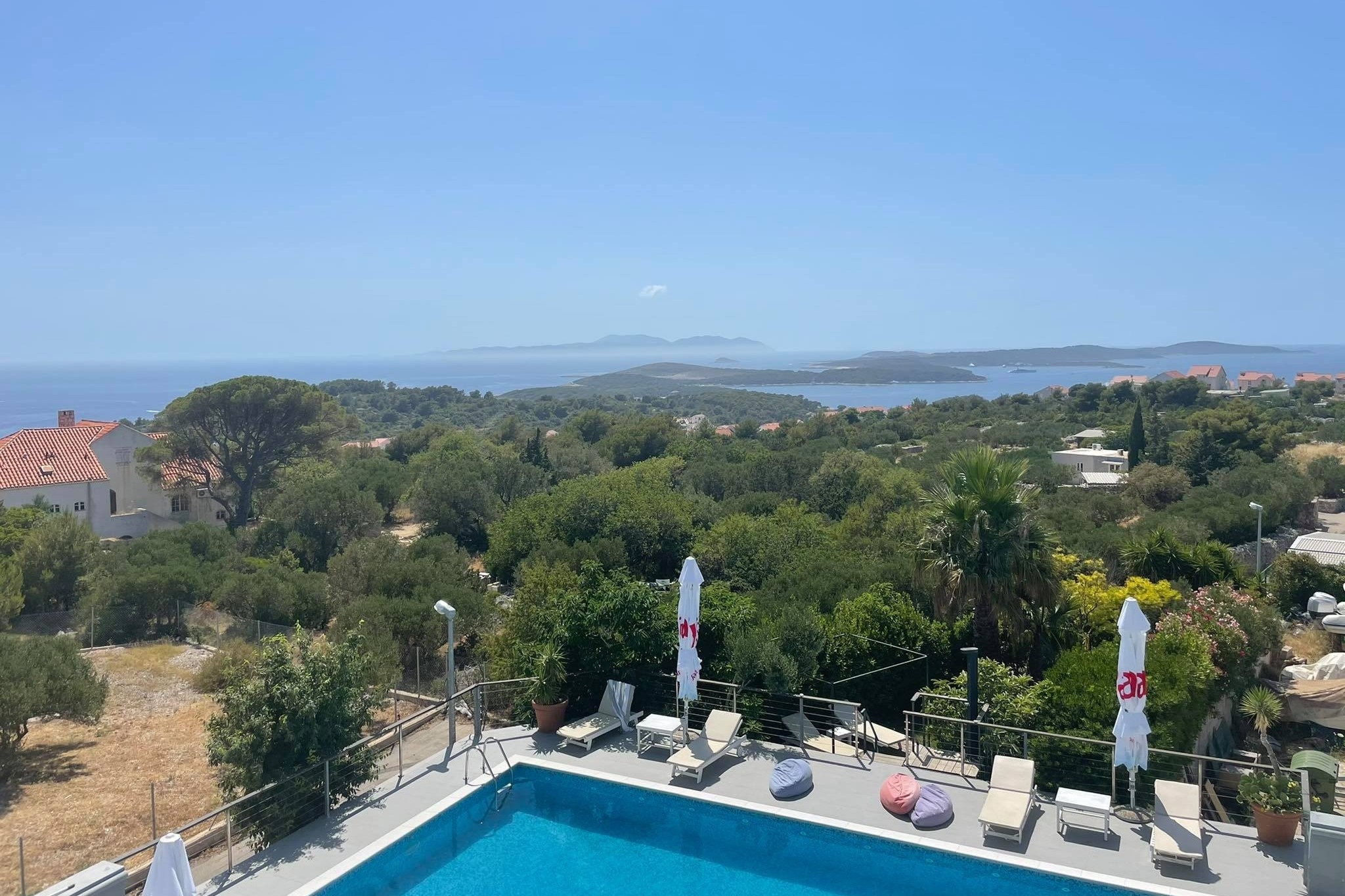 One bedroom apartment with terrace and sea view Hvar  A-a