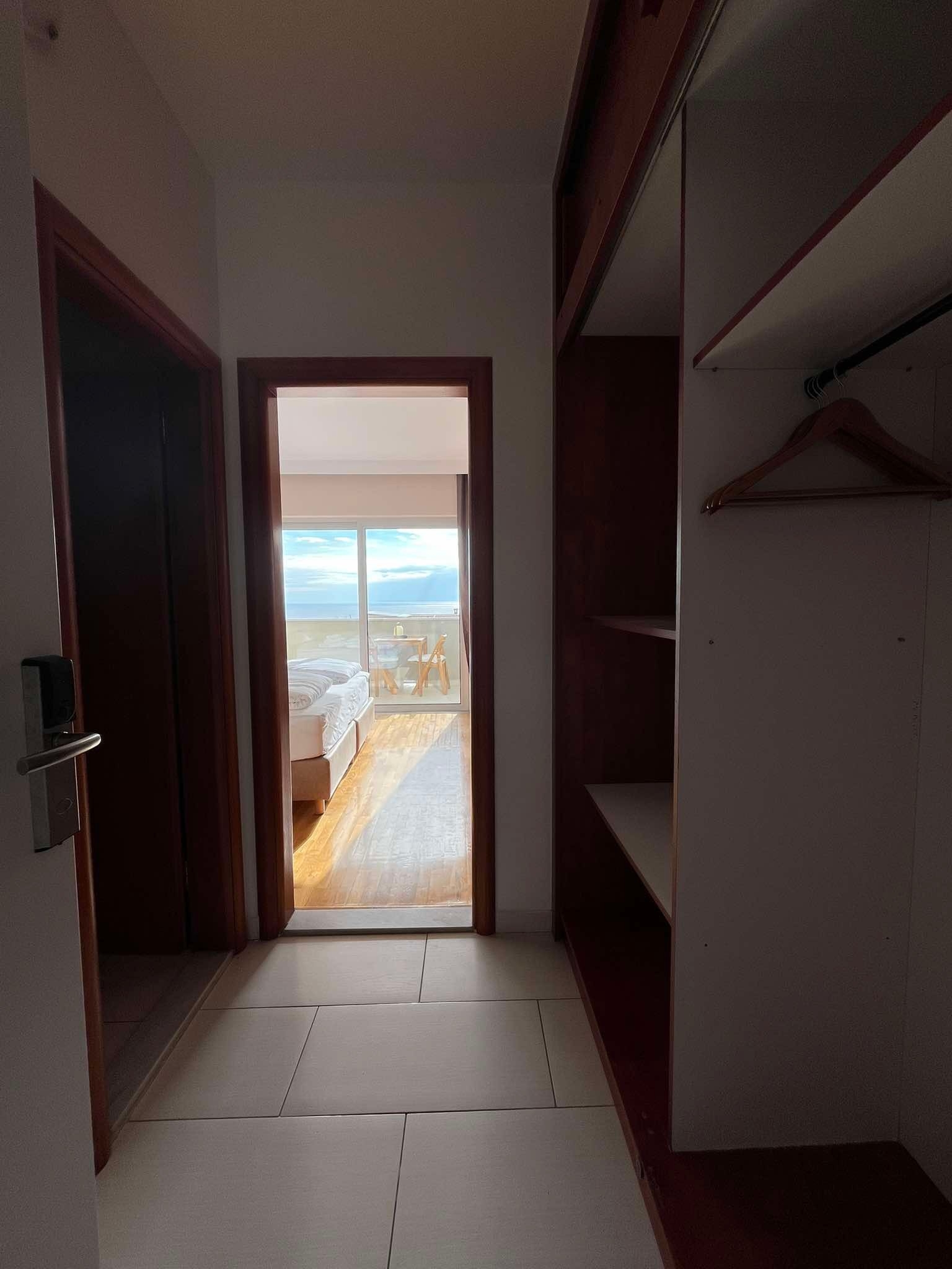 Room with balcony and sea view Hvar  S-b