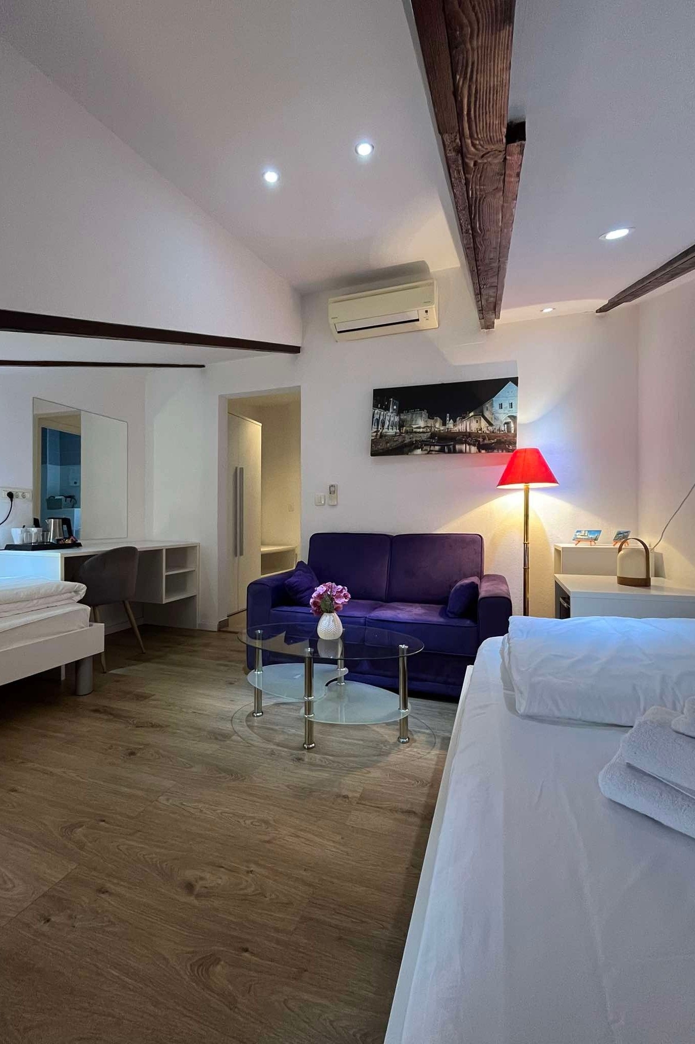 Room with balcony and sea view Hvar  S-g