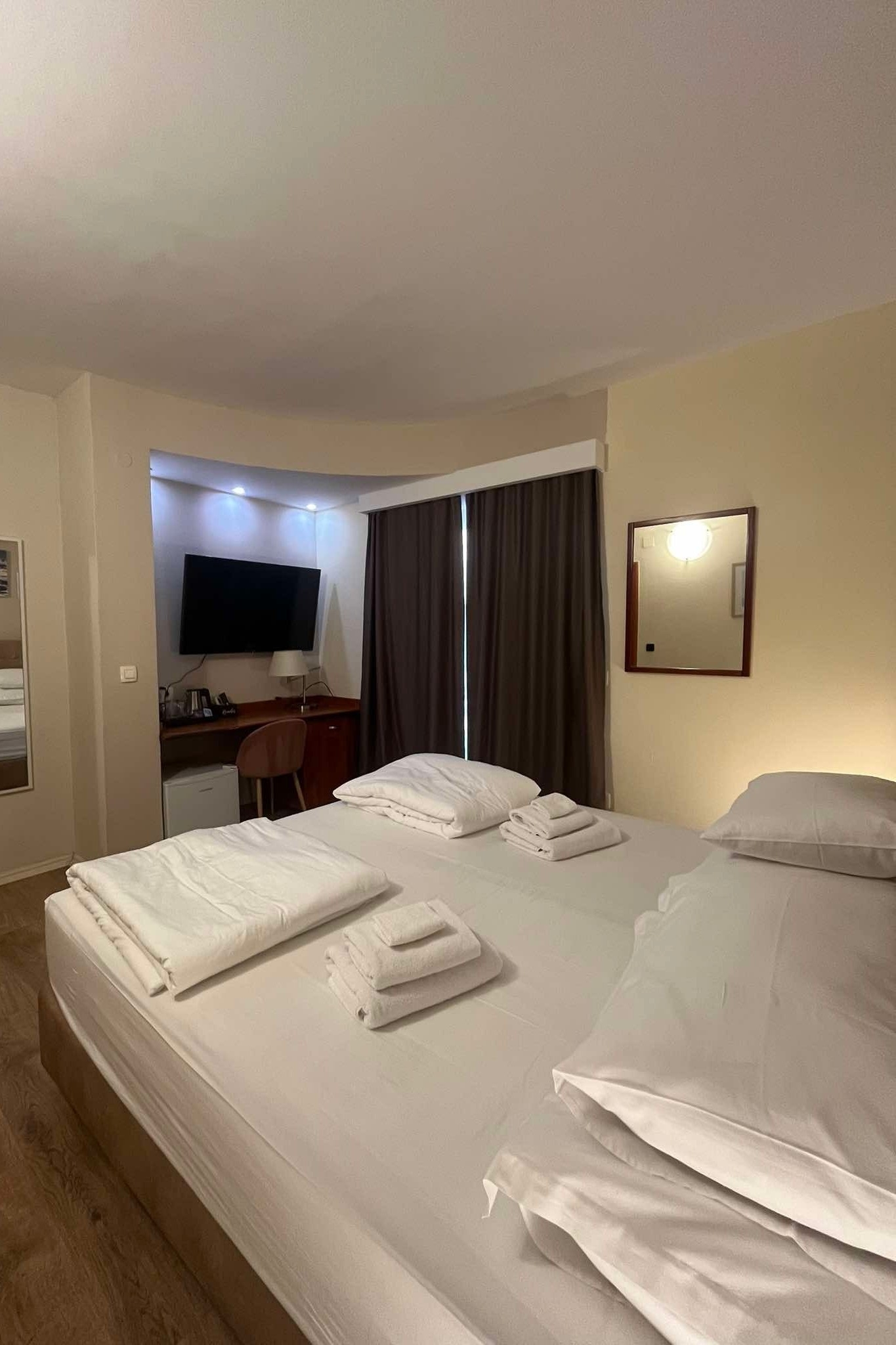 Room with balcony Hvar  S-h