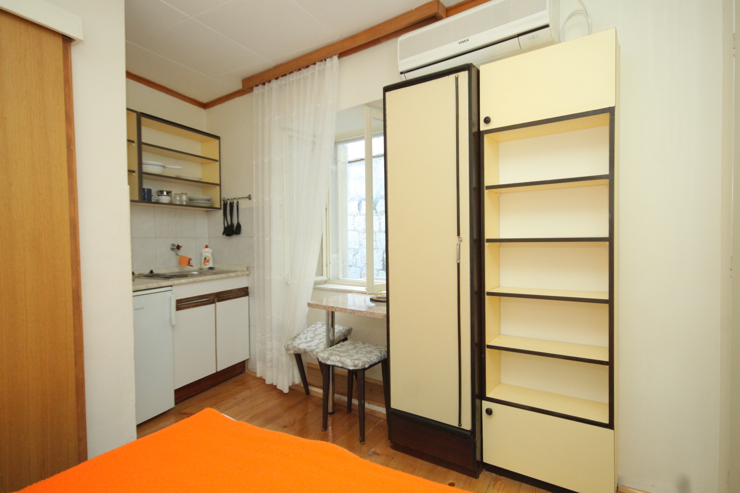Studio flat with air-conditioning Komiža, Vis (AS-2431-c)