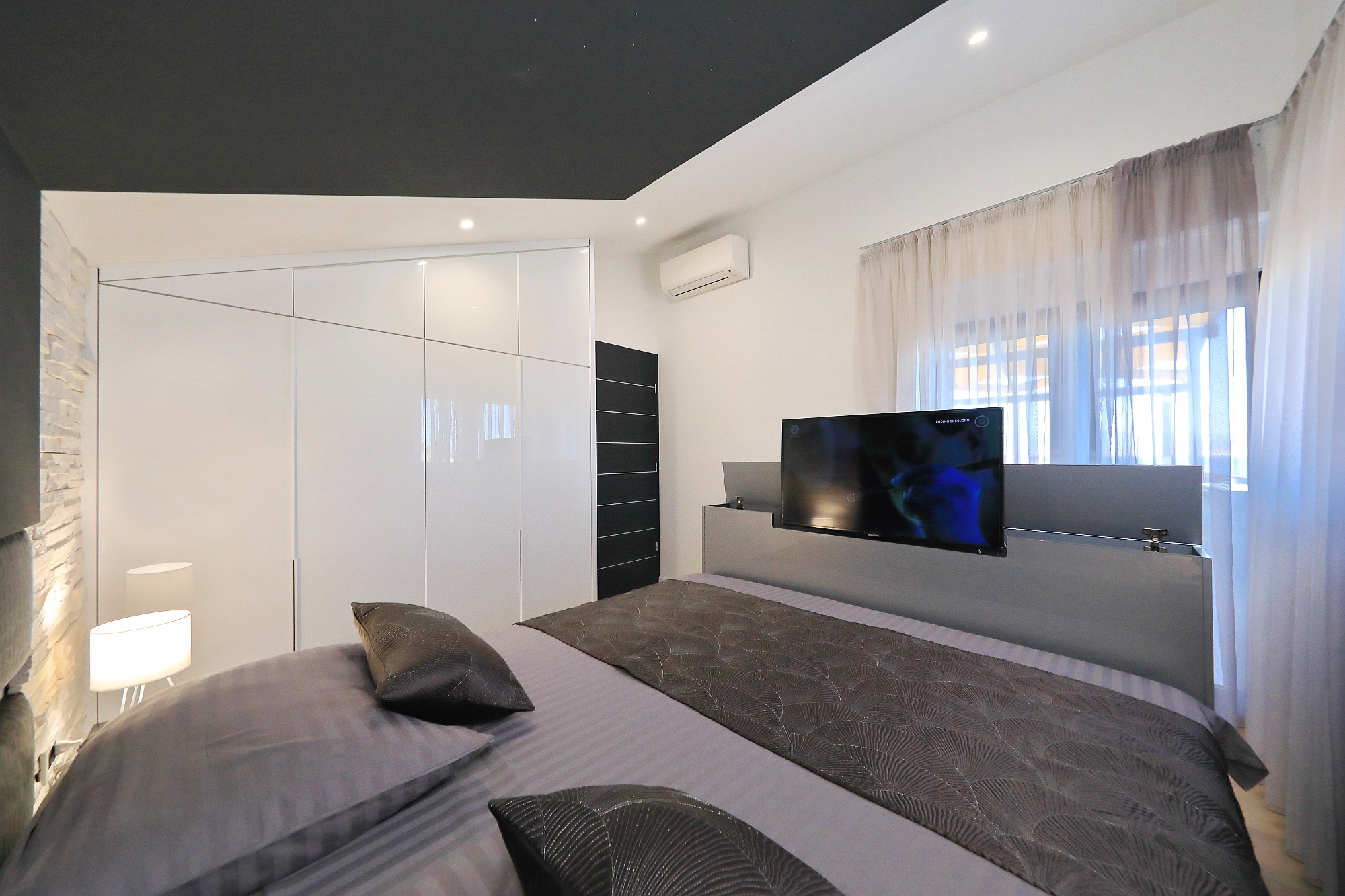 Three bedroom apartment with terrace and sea view Kali, Ugljan  A-a