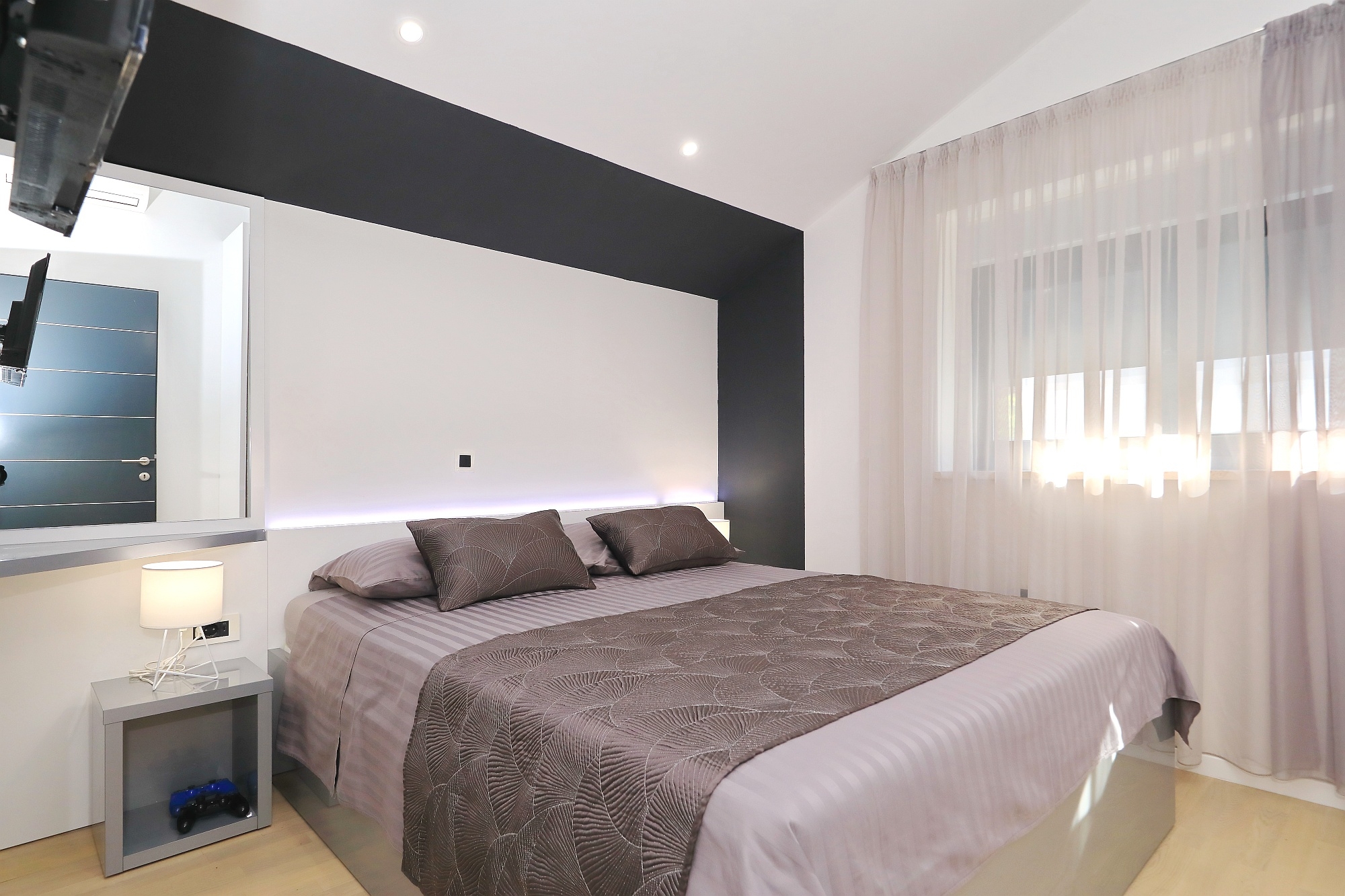 Three bedroom apartment with terrace and sea view Kali, Ugljan  A-a