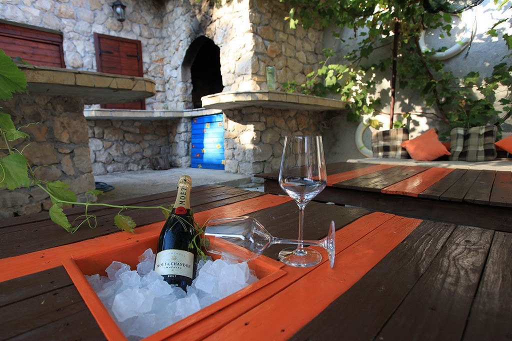 Studio flat with terrace Zablaće, Šibenik (AS-24318-b)