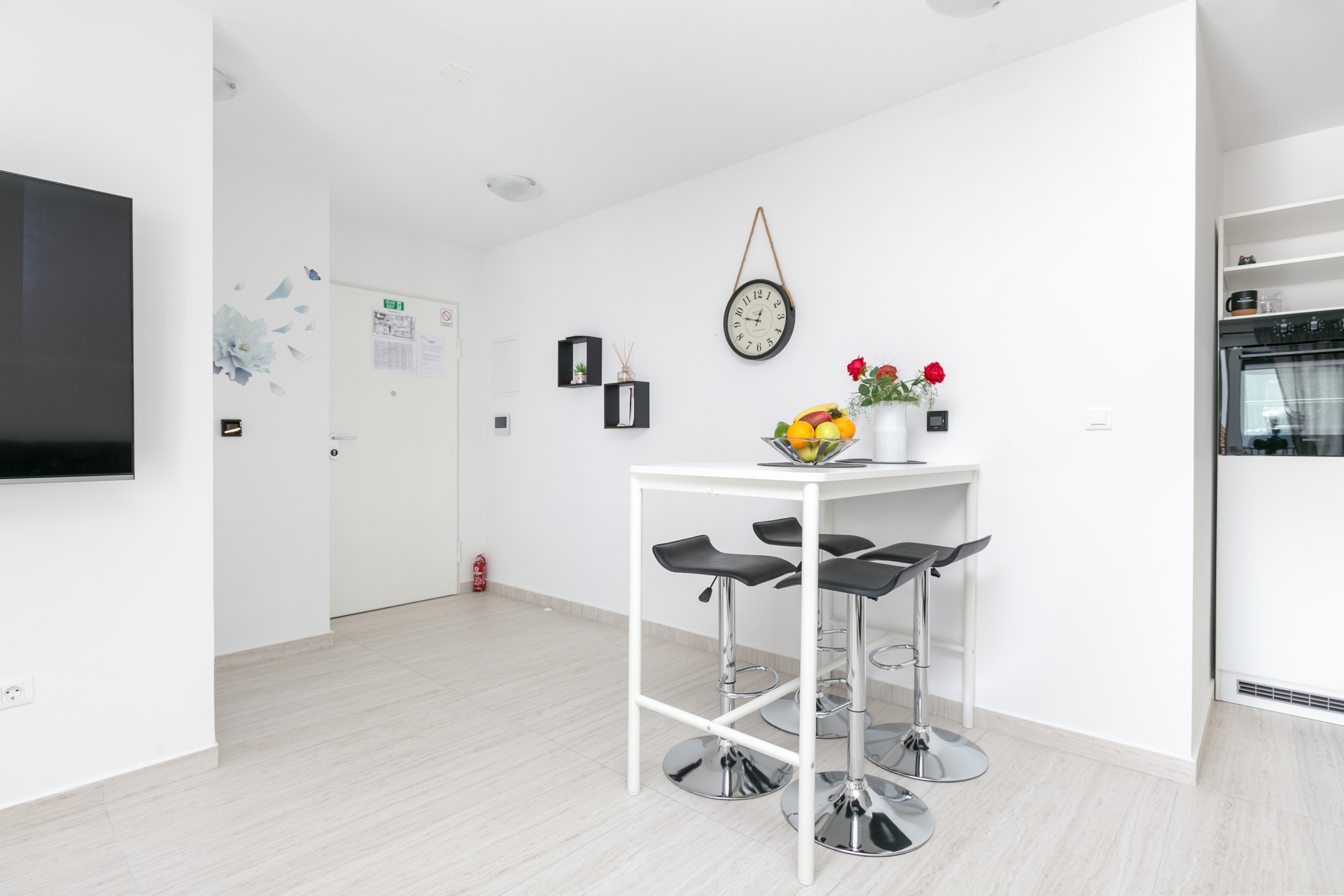 One bedroom apartment with terrace and sea view Mravince, Split  A-a