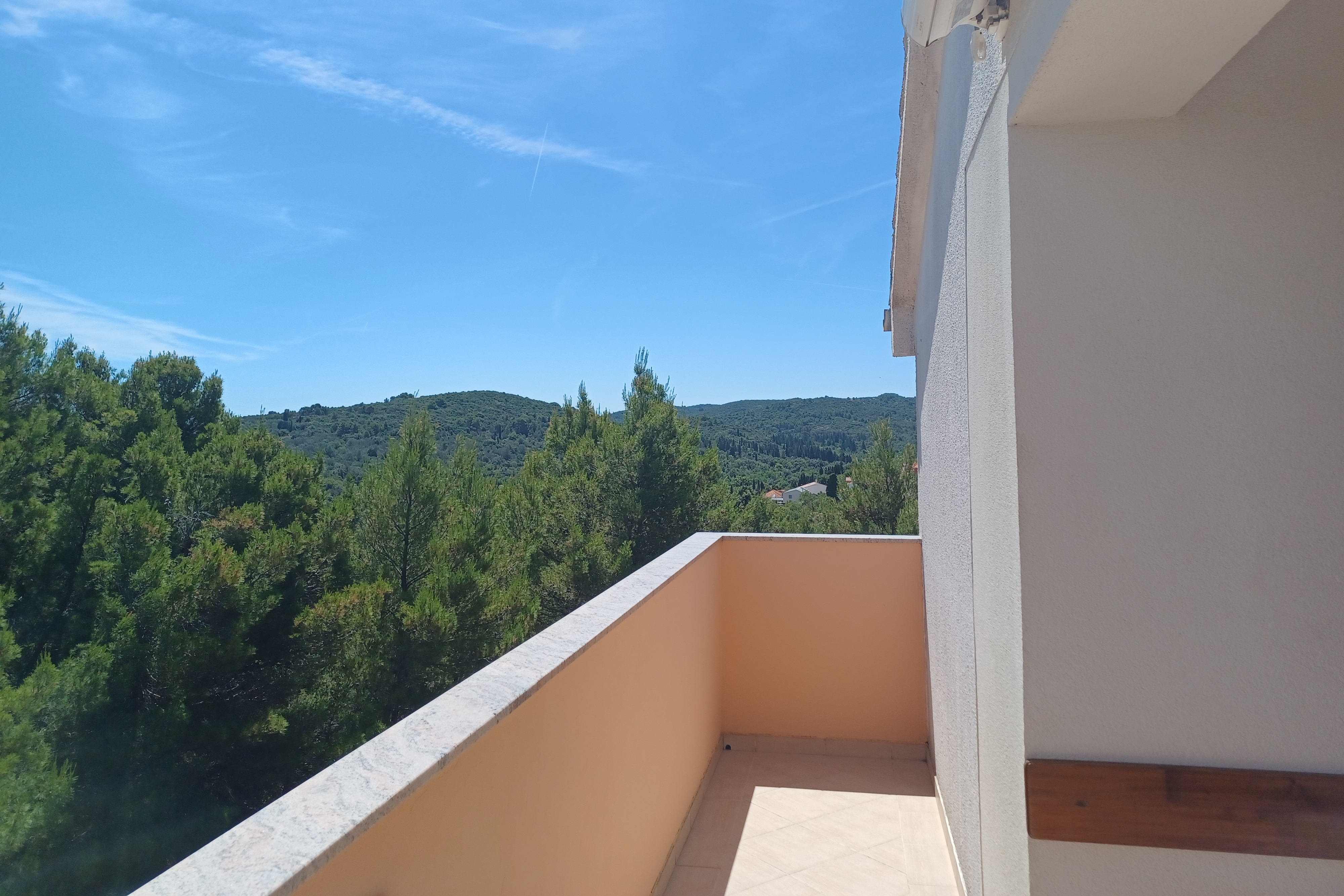 Two bedroom apartment with balcony and sea view Žman, Dugi otok  A-b